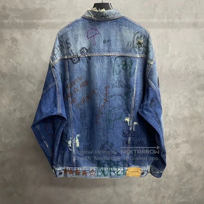 Balenciaga Balenciaga Blue Graffiti Logo Denim Jacket. Size US S / EU 44-46 / 1 - 2 Thumbnail