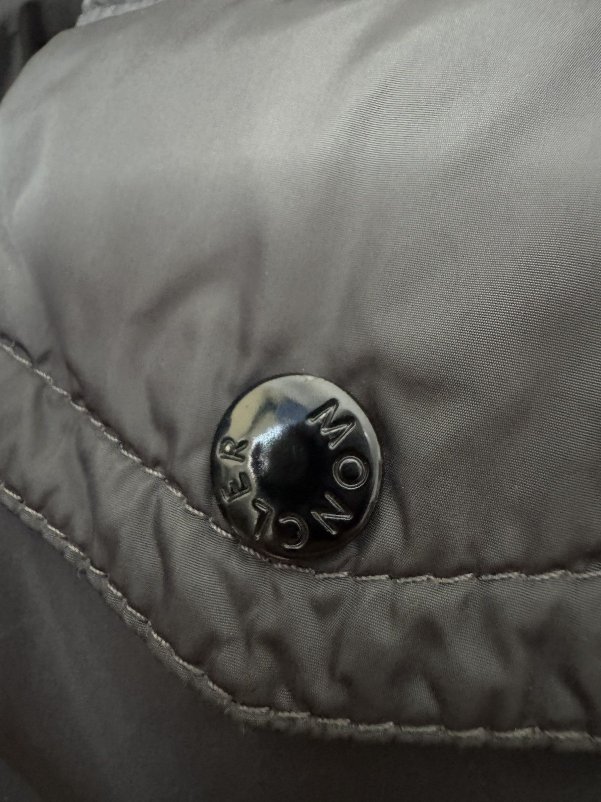 Moncler Moncler Merin Giubbotto Coat Down Puffer Parka Jacket Fur Size L / US 10 / IT 46 - 23 Thumbnail