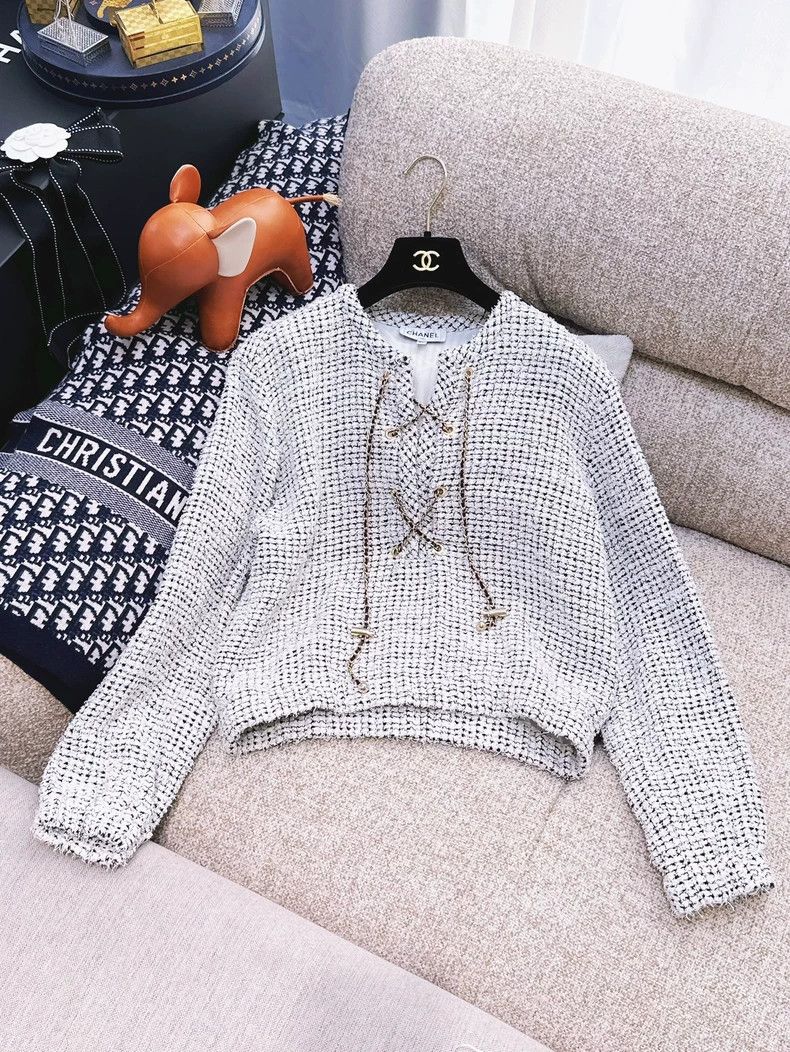 Chanel Chanel 21P Spring and Summer Preview Series White Plaid Ch Size XXS / US 00 / IT 34 - 2 Thumbnail