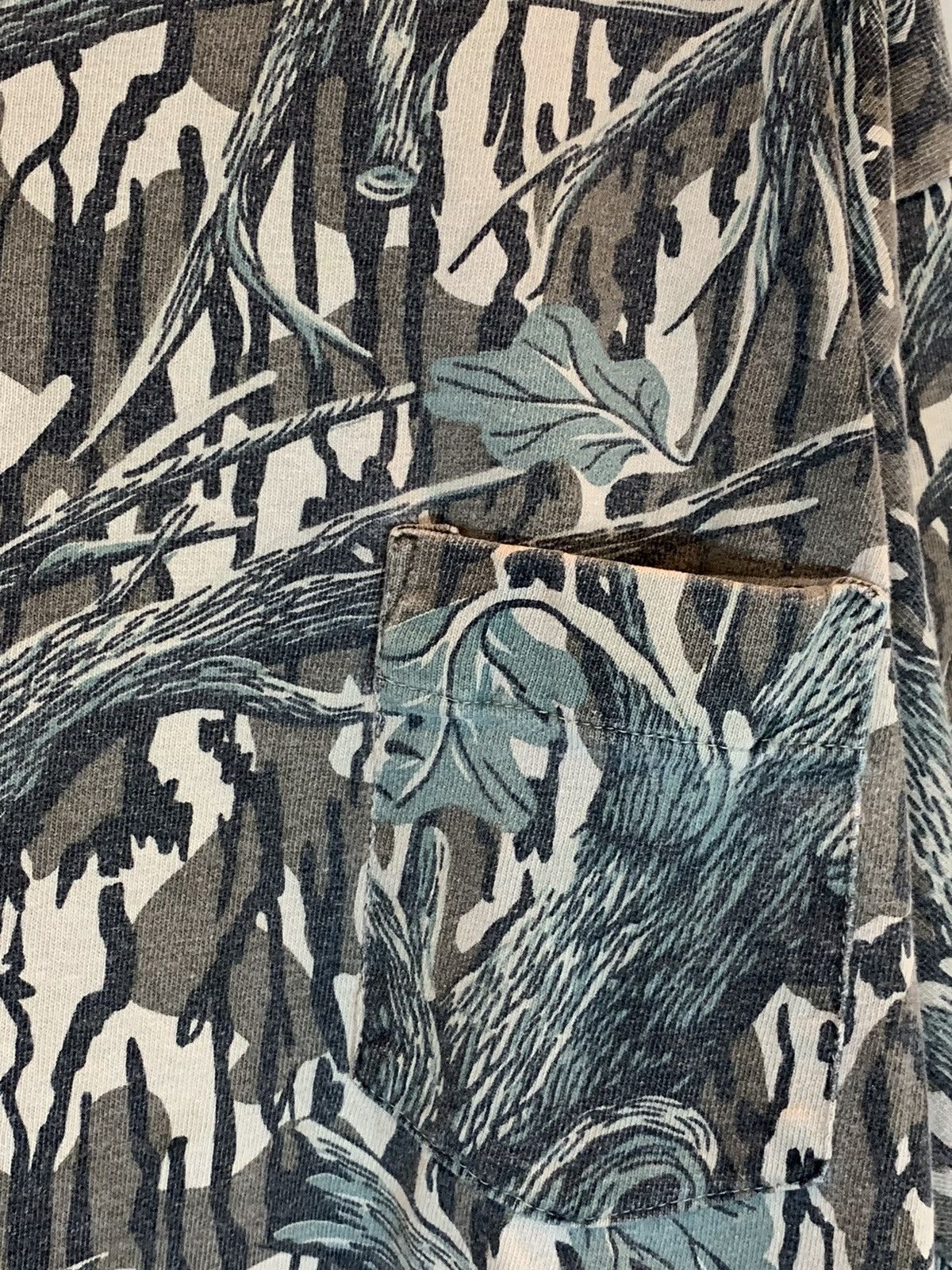 Carhartt *RARE* Vintage 80s Carhartt x Mossy Oak Camo LS Pocket Shirt Size US XL / EU 56 / 4 - 5 Thumbnail