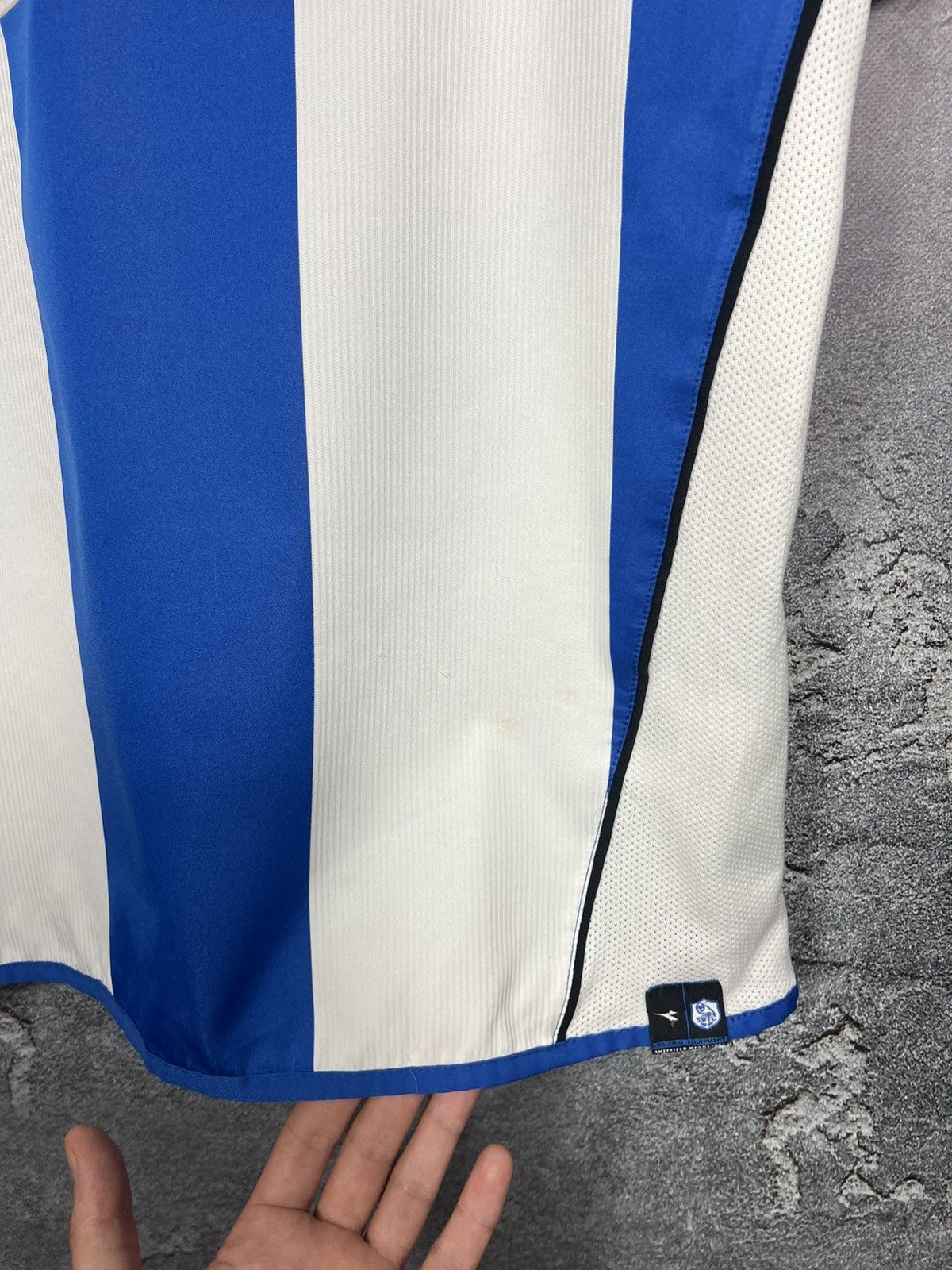 Diadora Vintage 2005 Diadora Sheffield Wednesday Home Jersey Tshirt Size US S / EU 44-46 / 1 - 7 Thumbnail