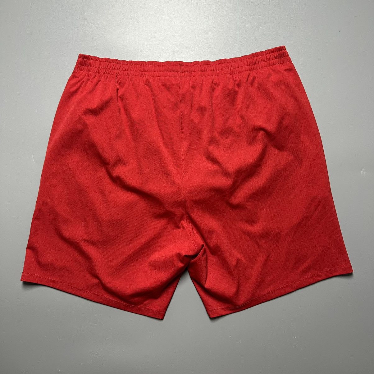 Umbro ENGLAND UMBRO 2010 WORLD CUP FOOTBALL TRAINING SHORTS Size US 37 - 6 Thumbnail