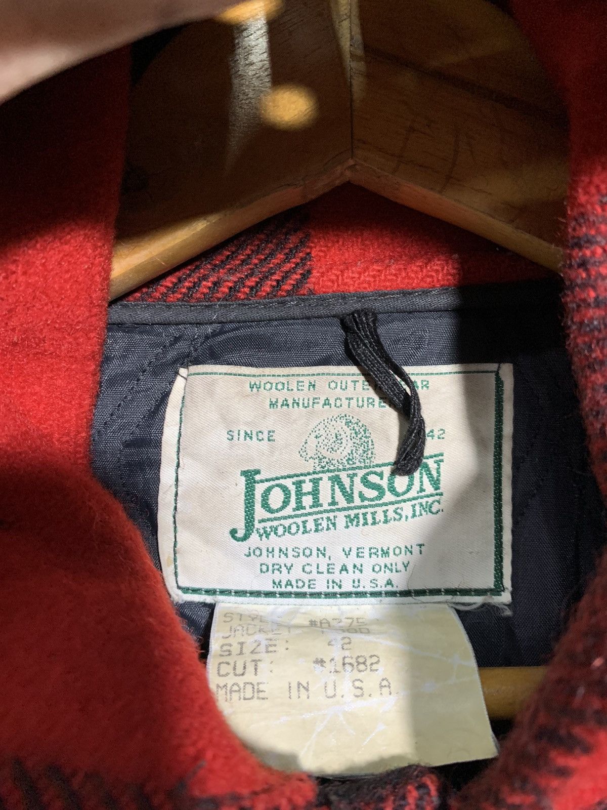 Johnson Woolen Mills 🔥VTG JOHNSONS WOOLEN MILLS MACKINAW JACKETS Size US M / EU 48-50 / 2 - 11 Thumbnail