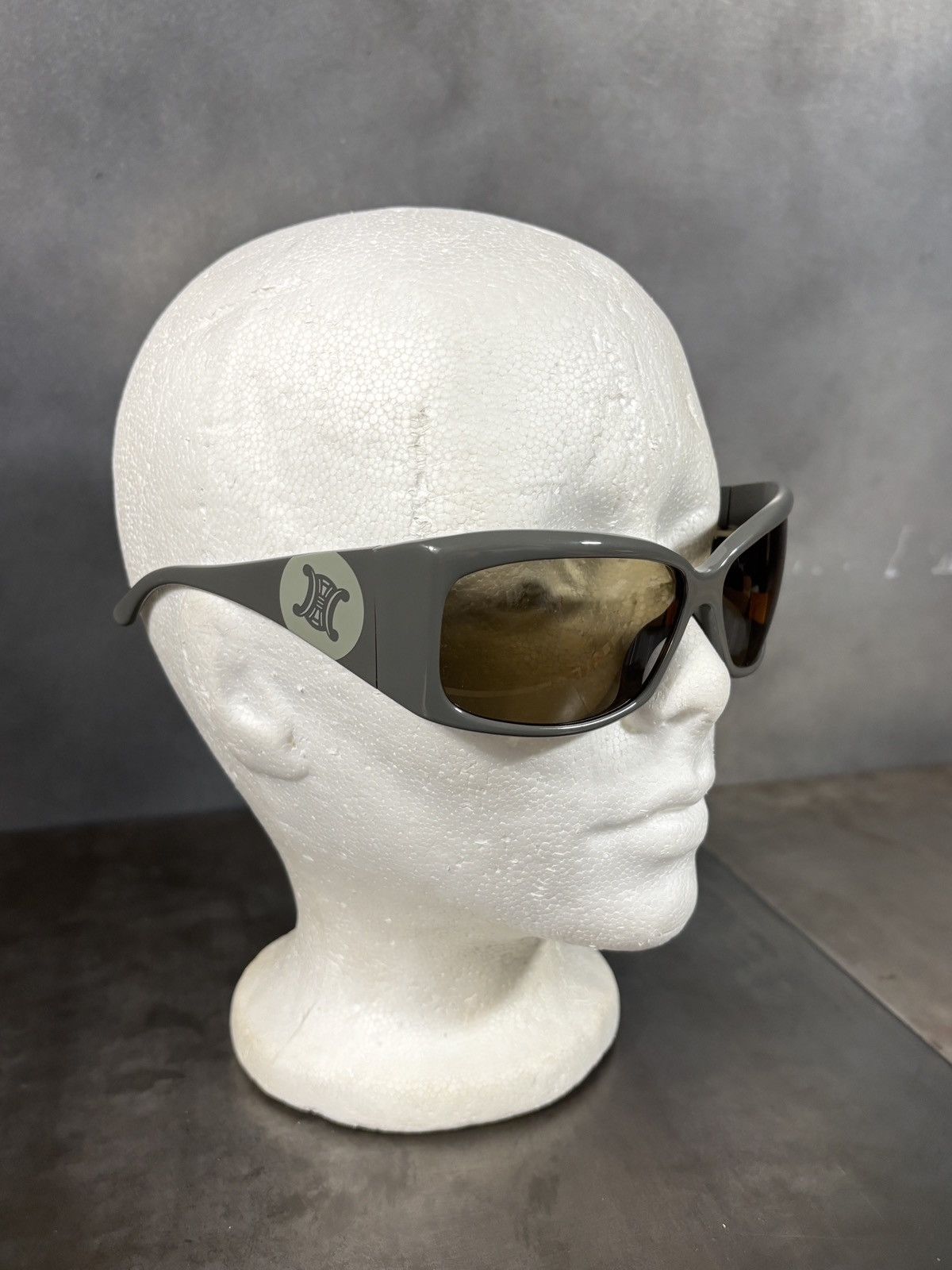 Celine 2000s Celine Sunglasses Triomphe Vintage Sport Wrap Logo Size ONE SIZE - 7 Thumbnail