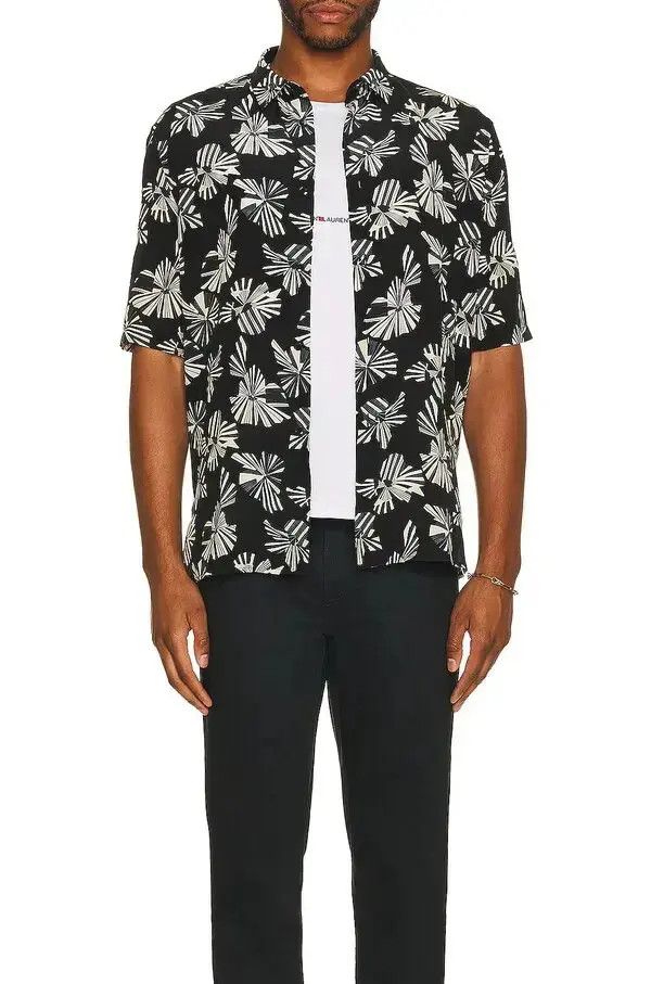 Saint Laurent Paris o1s1wg110525 601070 Shirt in Origami Print Silk Black/White Size US M / EU 48-50 / 2 - 3 Thumbnail