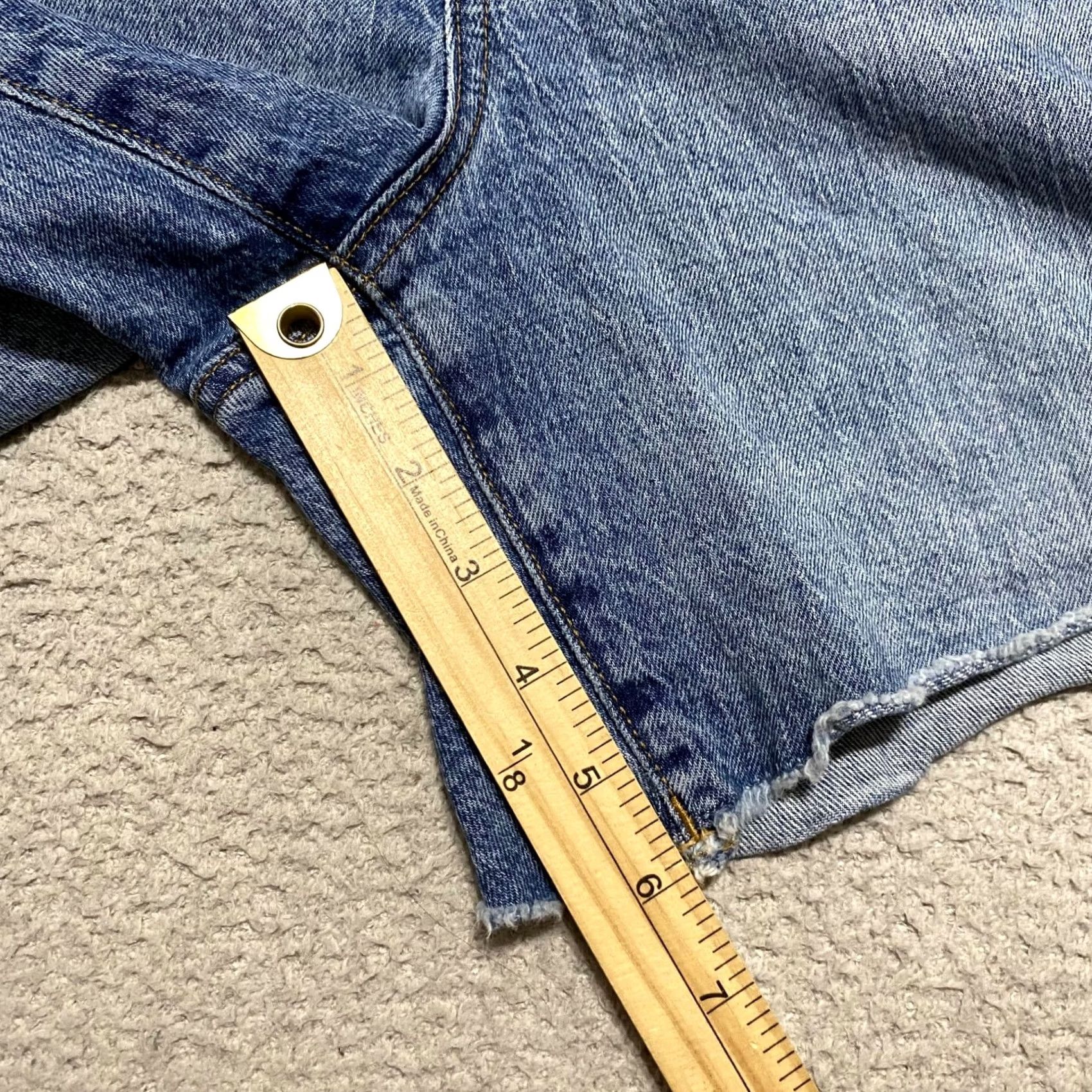 J.Crew J. Crew Jeans Short Blue Denim Cut-Off Distressed Medium Wash High Rise 27 Womens Regular 5-Pocket Design Cotton Spandex Boys? Size 27" / US 4 / IT 40 - 5 Thumbnail