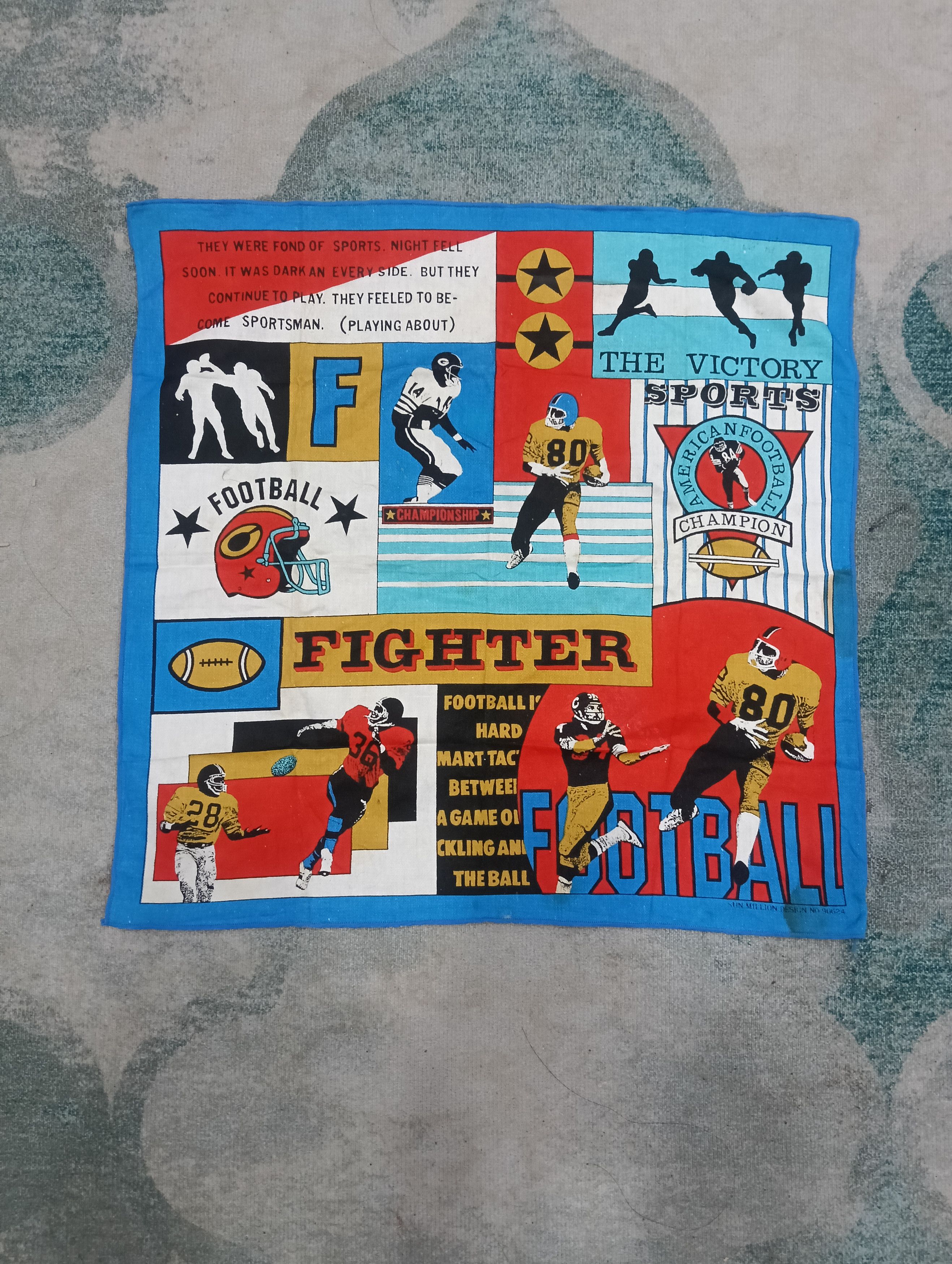 Vintage Vintage American Football Handkerchief/Neckerchief/Bandanna Size ONE SIZE - 1 Thumbnail