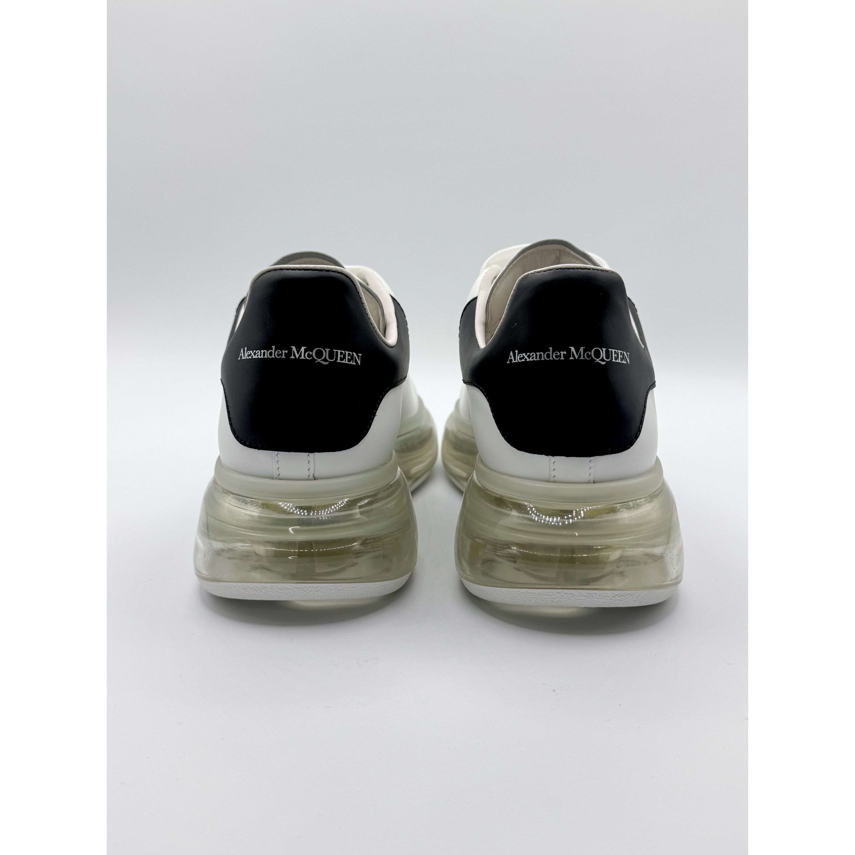 Alexander McQueen Alexander McQueen Men's Oversized Transparent Sole Sneaker i Size US 8.5 / EU 41-42 - 6 Thumbnail