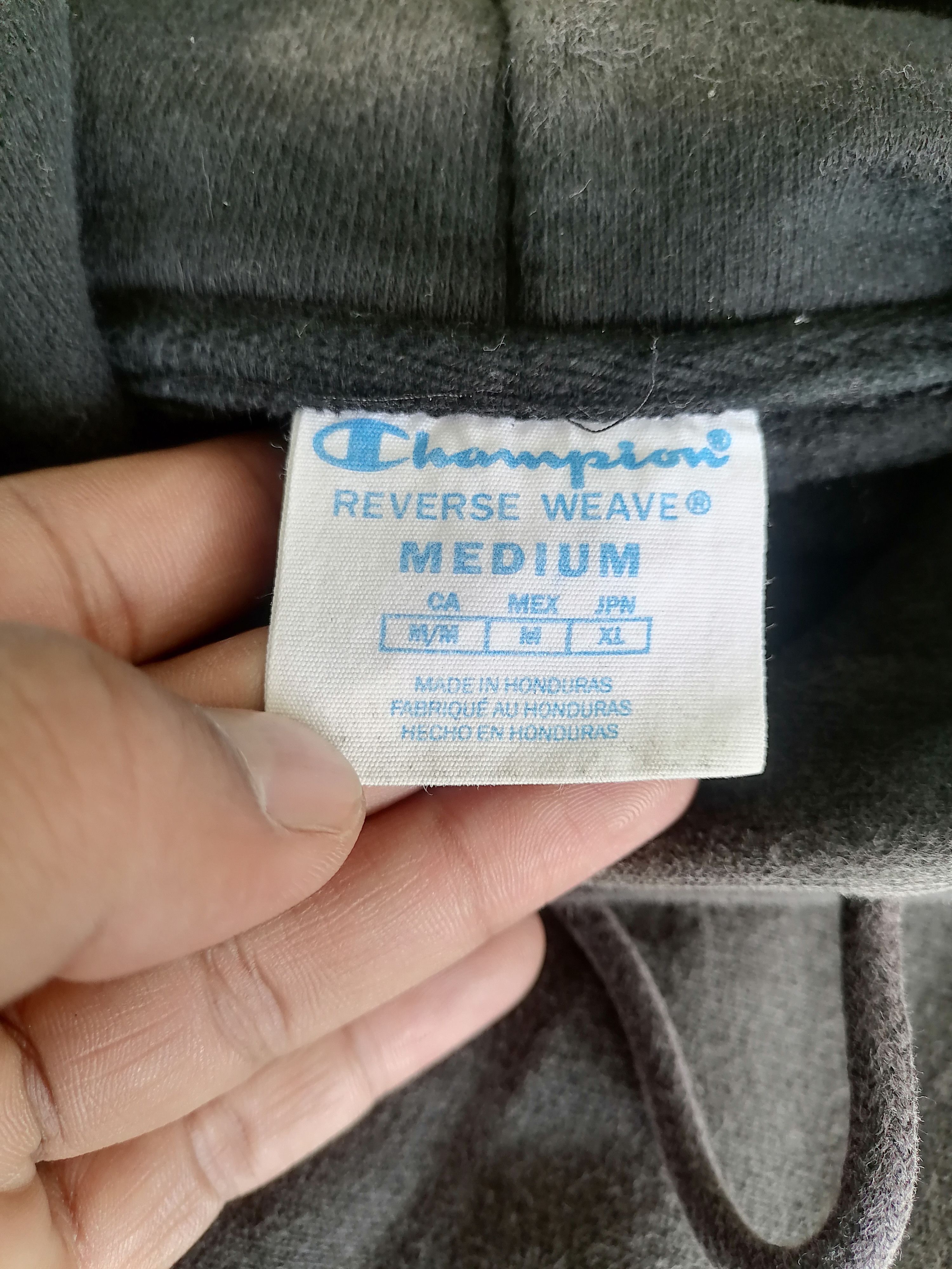 Vintage Trashed Faded 90s Champion Reverse Weave Hoodies Size US M / EU 48-50 / 2 - 7 Thumbnail