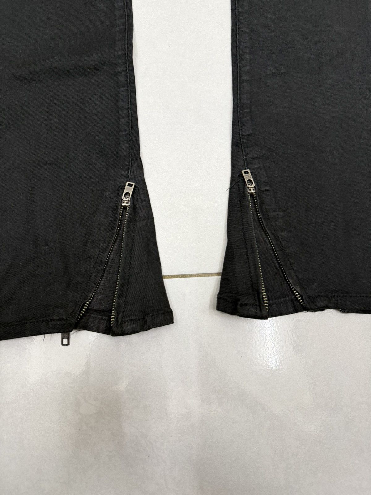 BUFFALO BOBS BUFFALO BOBS Denim Low Flare Jeans Choice Of Playboy Punks Size US 31 - 4 Thumbnail