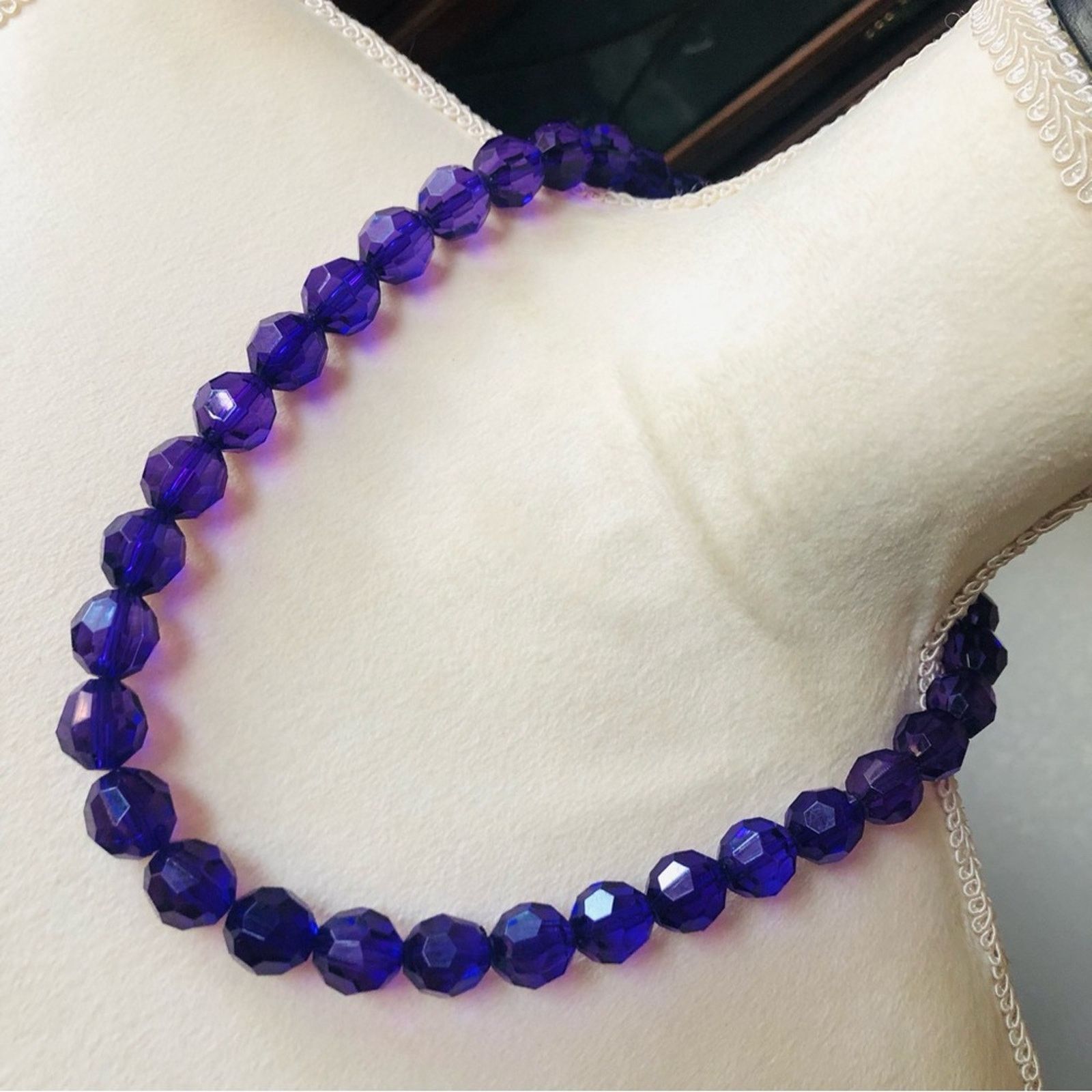 Jewelry Garold C Miller chunky faceted purple beaded necklace NWT Size ONE SIZE - 1 Thumbnail