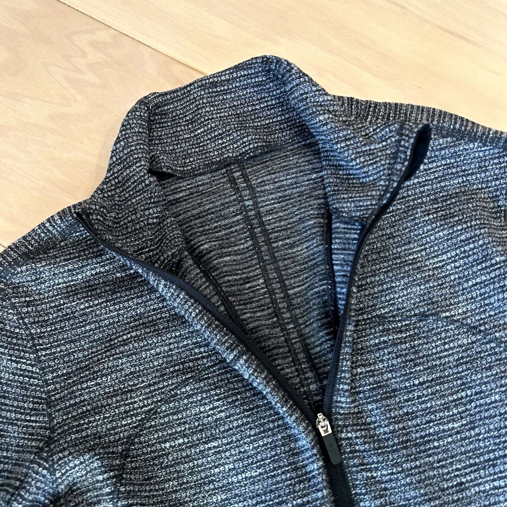 Lululemon Lululemon Run Briskly Pullover 1/2 Zip Activewear Black 6 Women’s Size M / US 6-8 / IT 42-44 - 4 Thumbnail