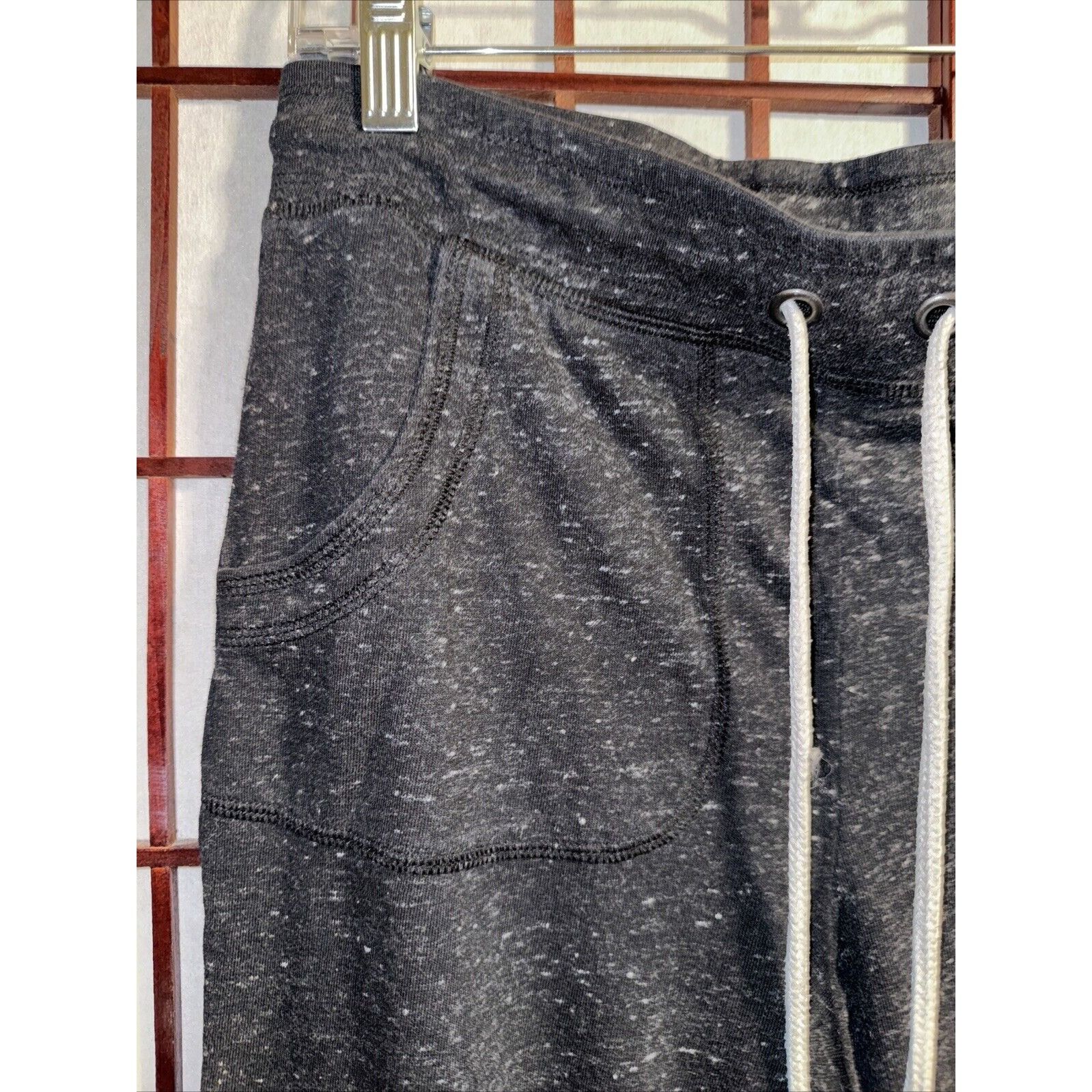 Other Danskin Now Gray Knit Workout Pants Women’s Size S 4/6 Draws Size 24" / US 00 / IT 34 - 4 Thumbnail
