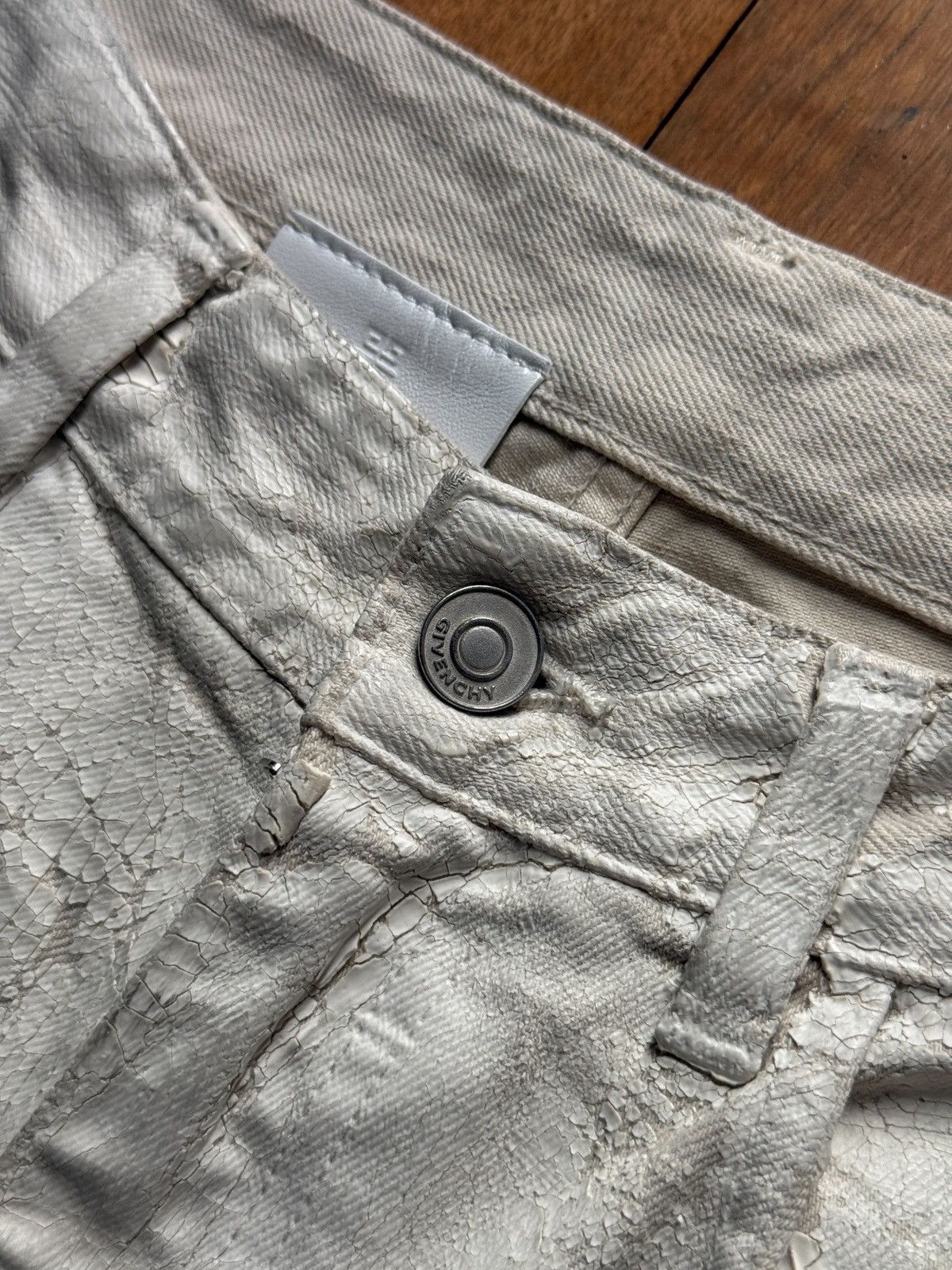 Givenchy Givenchy SS21 White Crackled Paint Denim Size US 30 / EU 46 - 6 Thumbnail