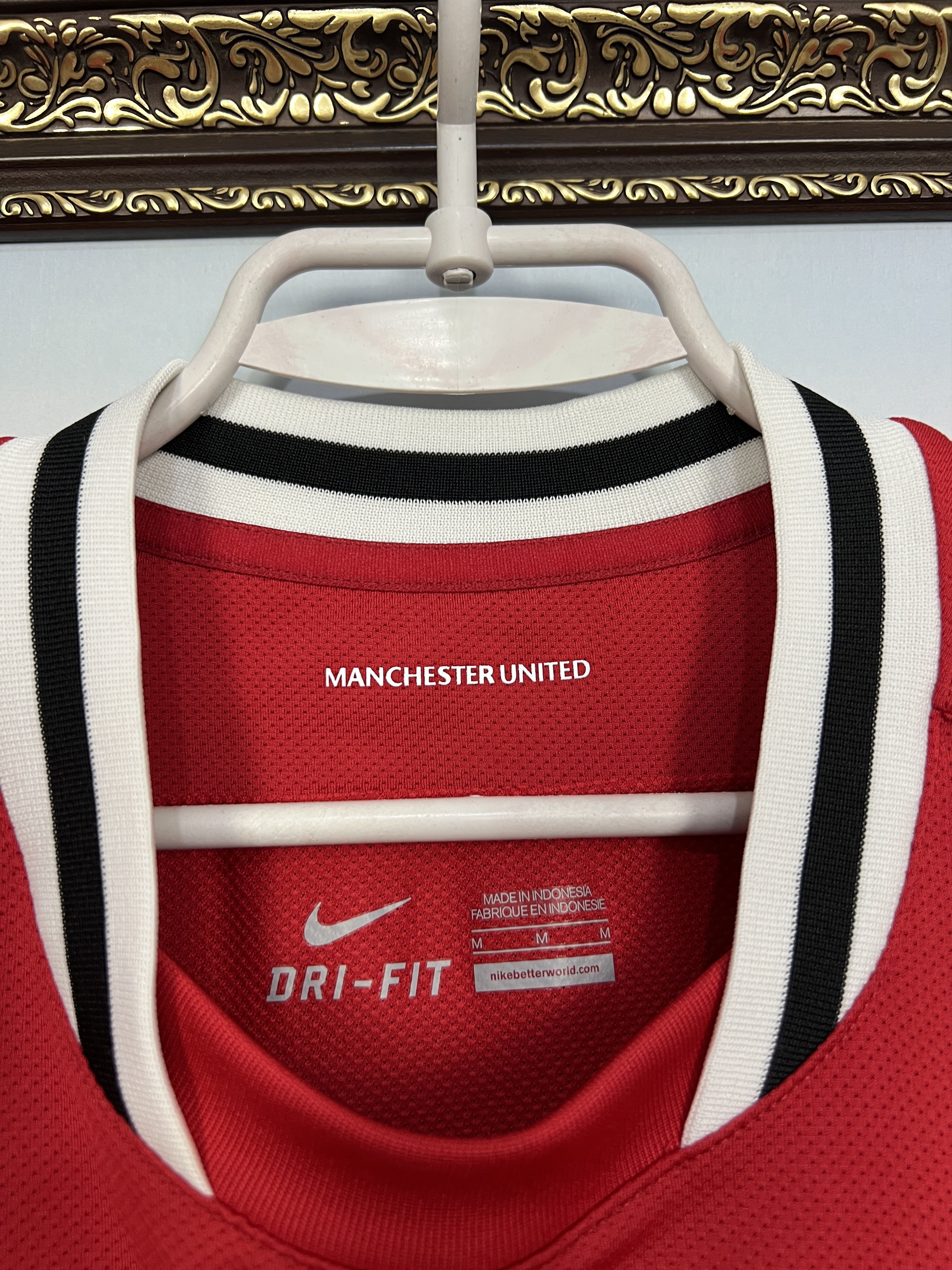 Nike Manchester United Home football shirt Soccer Jersey Trikot Size US M / EU 48-50 / 2 - 5 Thumbnail