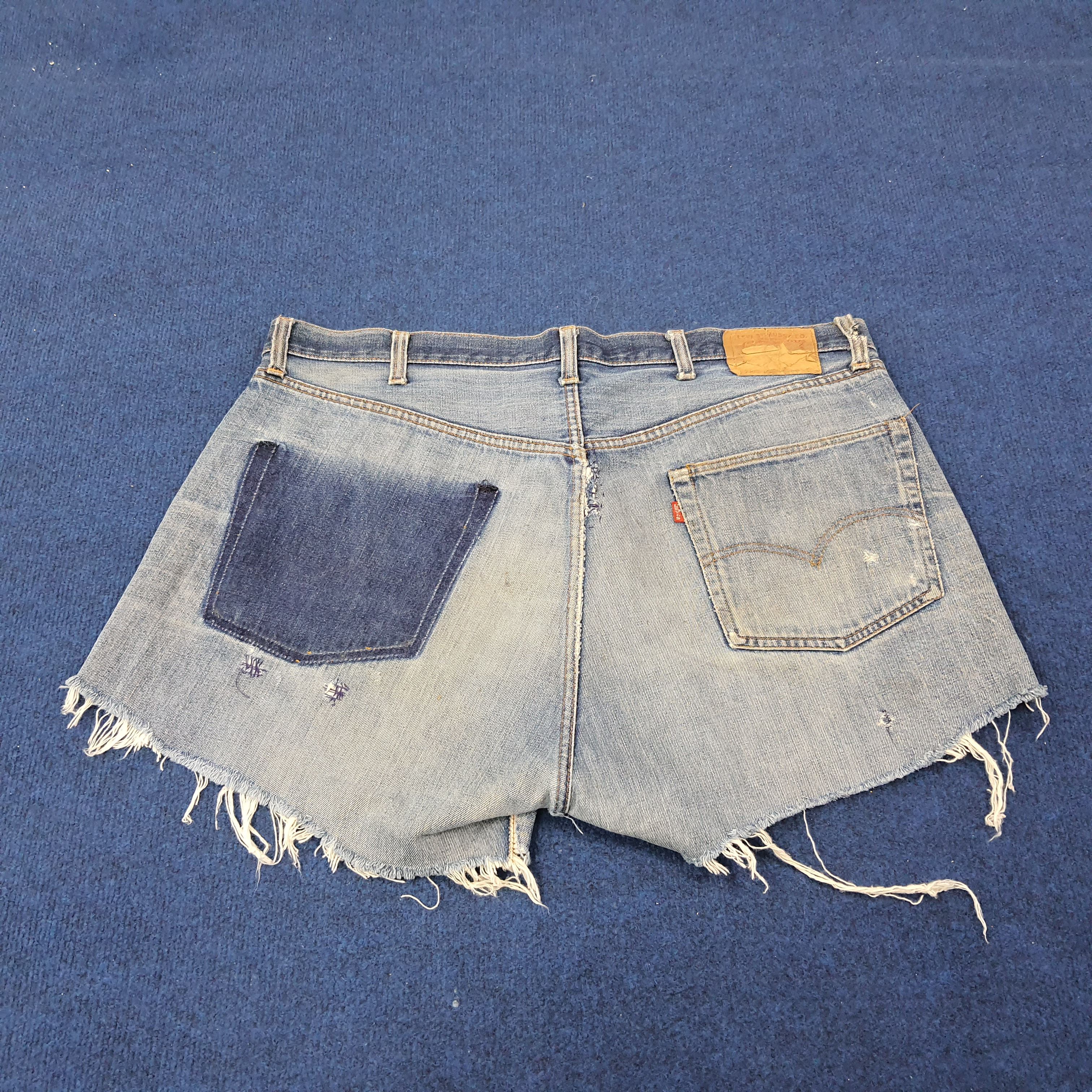 Vintage Levi's Strauss Short Denim Pants C235N31