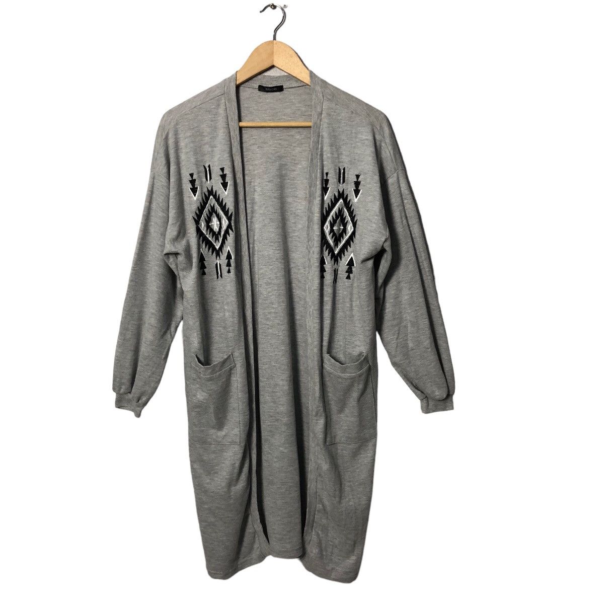 Japanese Brand Vintage Favori Embroidery Navajo Big Logo Cardigan Size M / US 6-8 / IT 42-44 - 1 Thumbnail