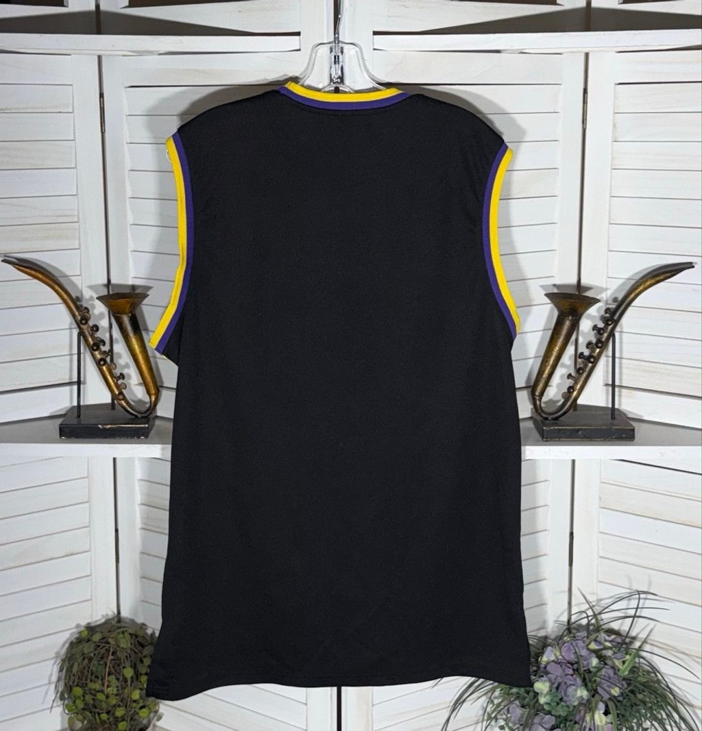 NBA NBA Lakers 3D logo basketball jersey shirt black yellow L Size US L / EU 52-54 / 3 - 2 Thumbnail