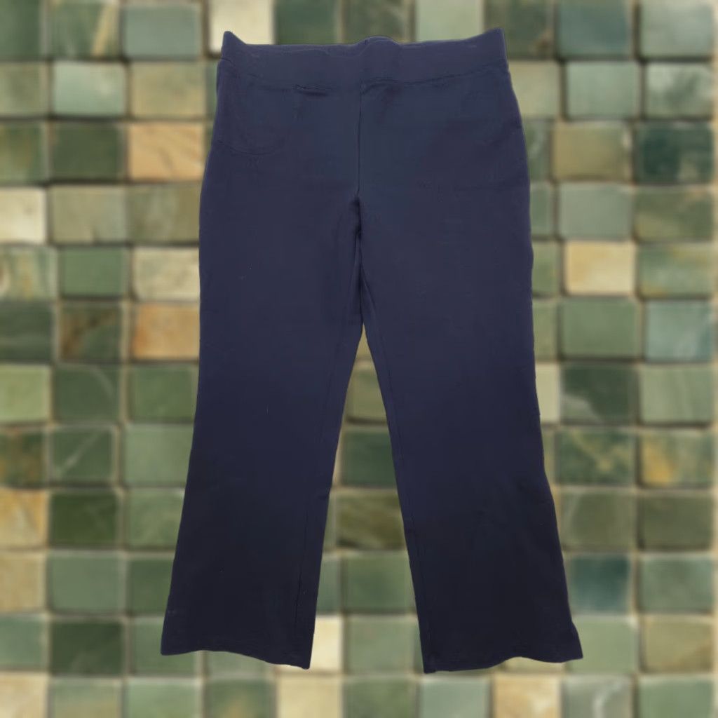 Quince Quince Pull On Navy Blue Quince Ultra Stretch Ponte Kick Flare Pants Large Navy Career Crop Size 36" / US 14 / IT 50 - 1 Thumbnail