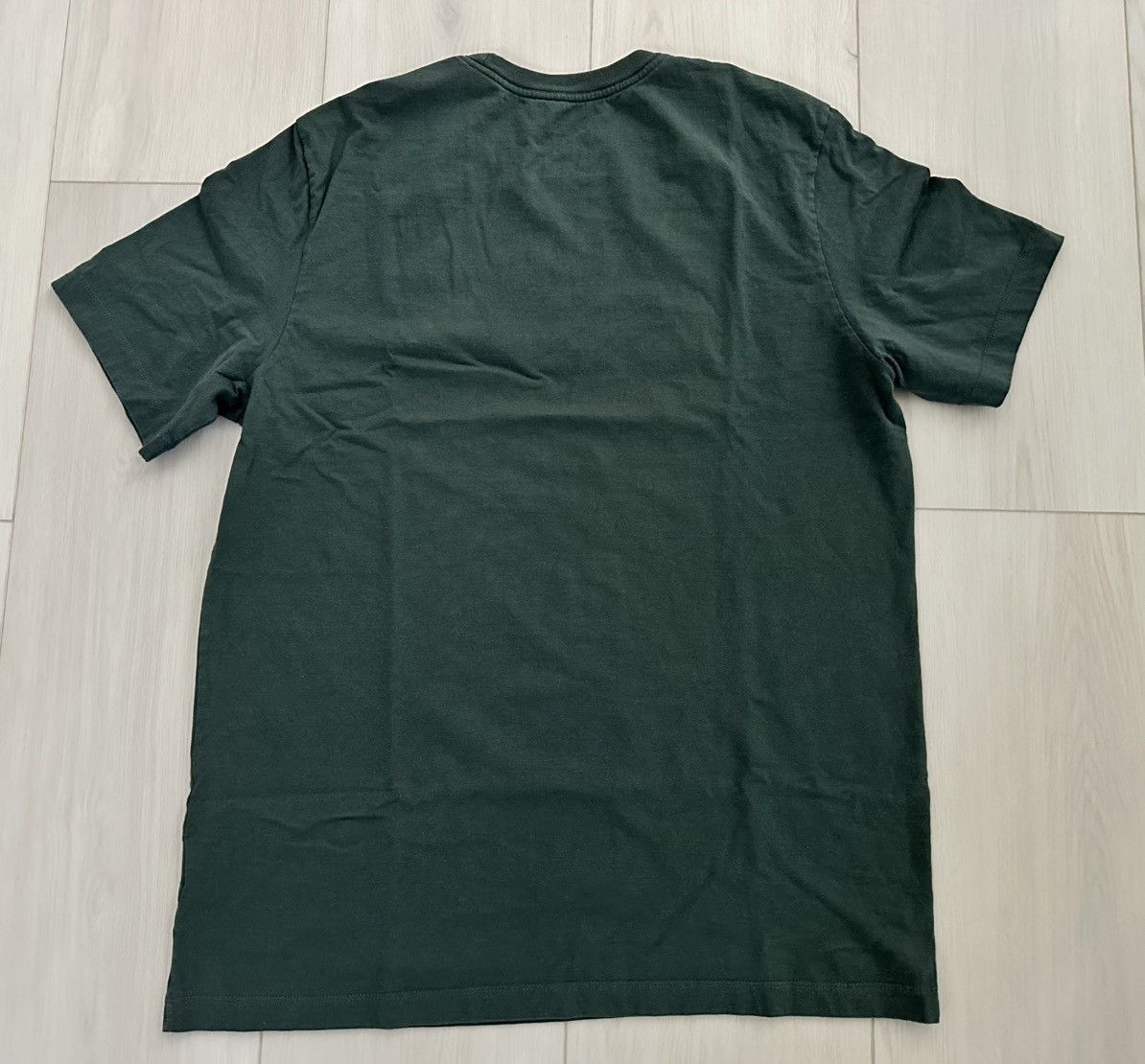 Nike Vintage nike sportswear tshirt tee green rare sz large tall Size US L / EU 52-54 / 3 - 6 Thumbnail