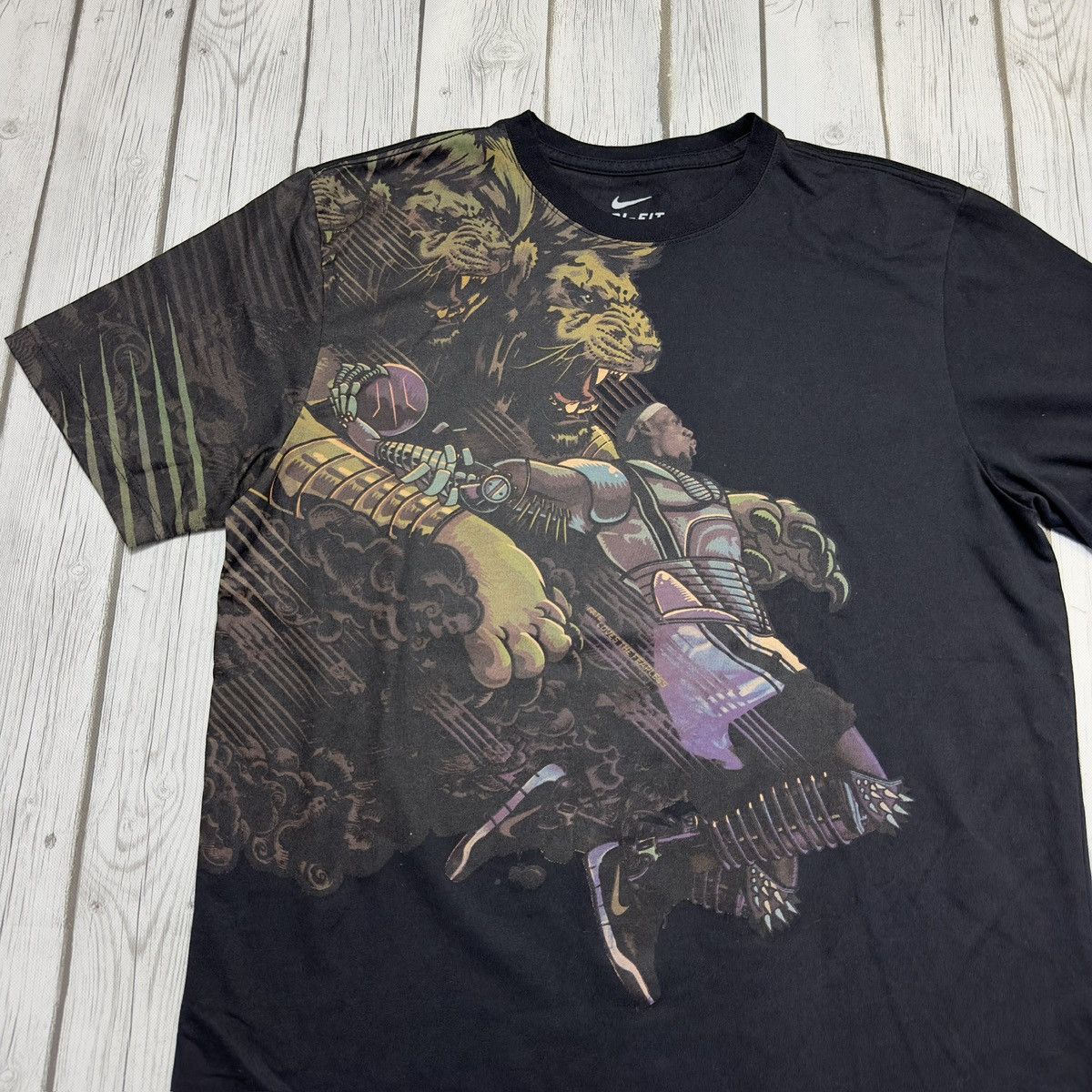 Nike LeBron James tee Size US L / EU 52-54 / 3 - 3 Thumbnail
