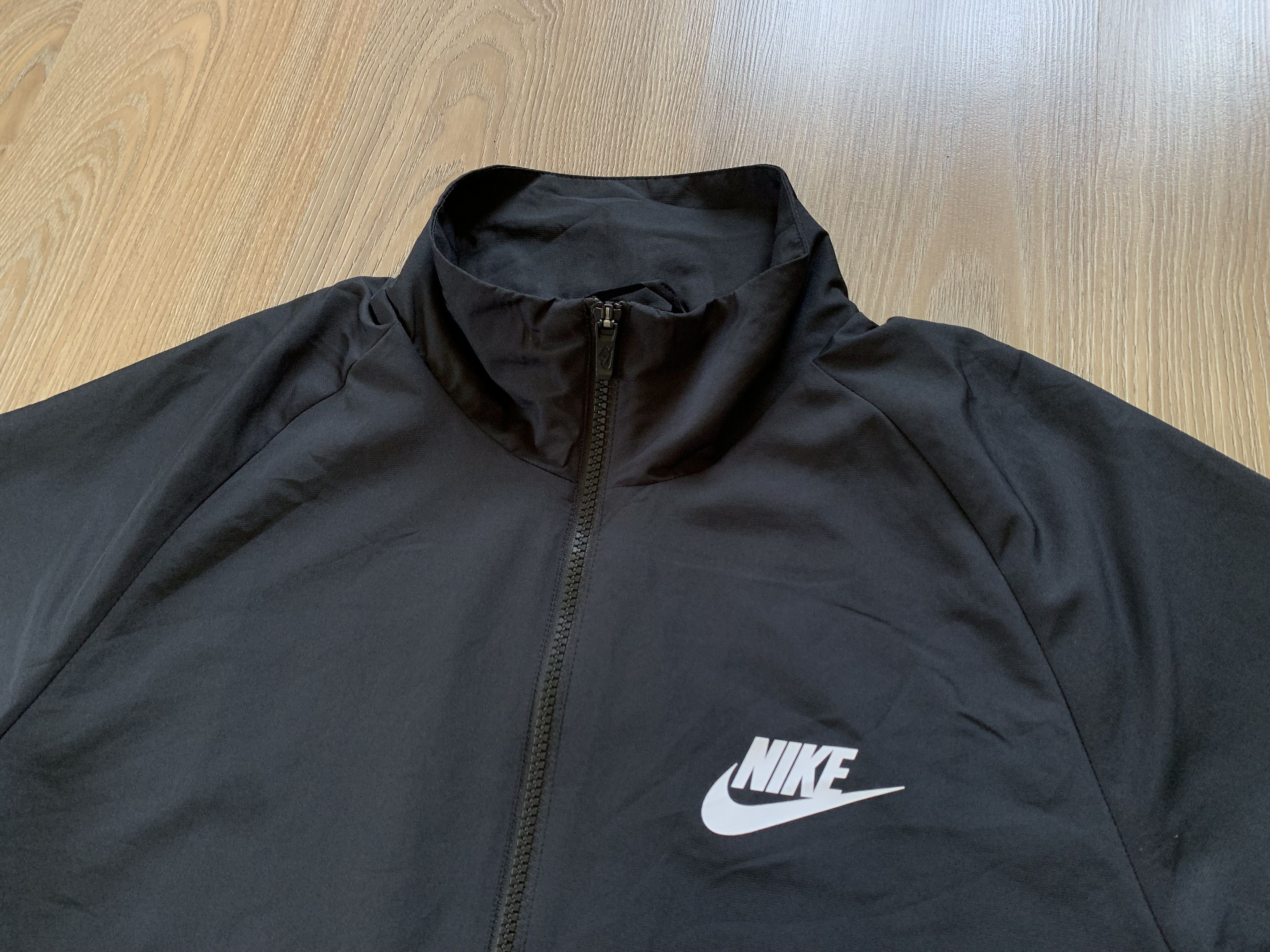 Nike Nike Black Light Jacket Olympic 2020 Size US L / EU 52-54 / 3 - 4 Thumbnail