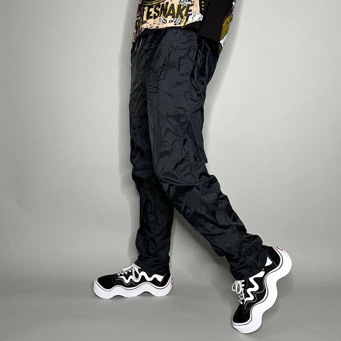 Nike best sale retro sweatpants