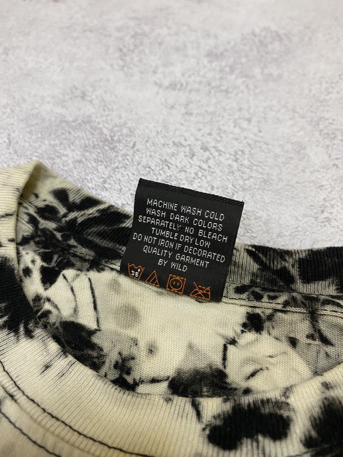 Other Wild Vintage Full Print Death & Dragon T Shirt 90s Size US M / EU 48-50 / 2 - 7 Thumbnail