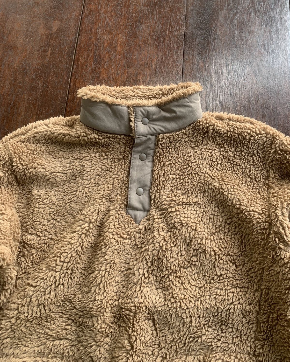 White Mountaineering White Mountaineering sherpa x Ut Japan outdoor jacket Size US M / EU 48-50 / 2 - 3 Thumbnail