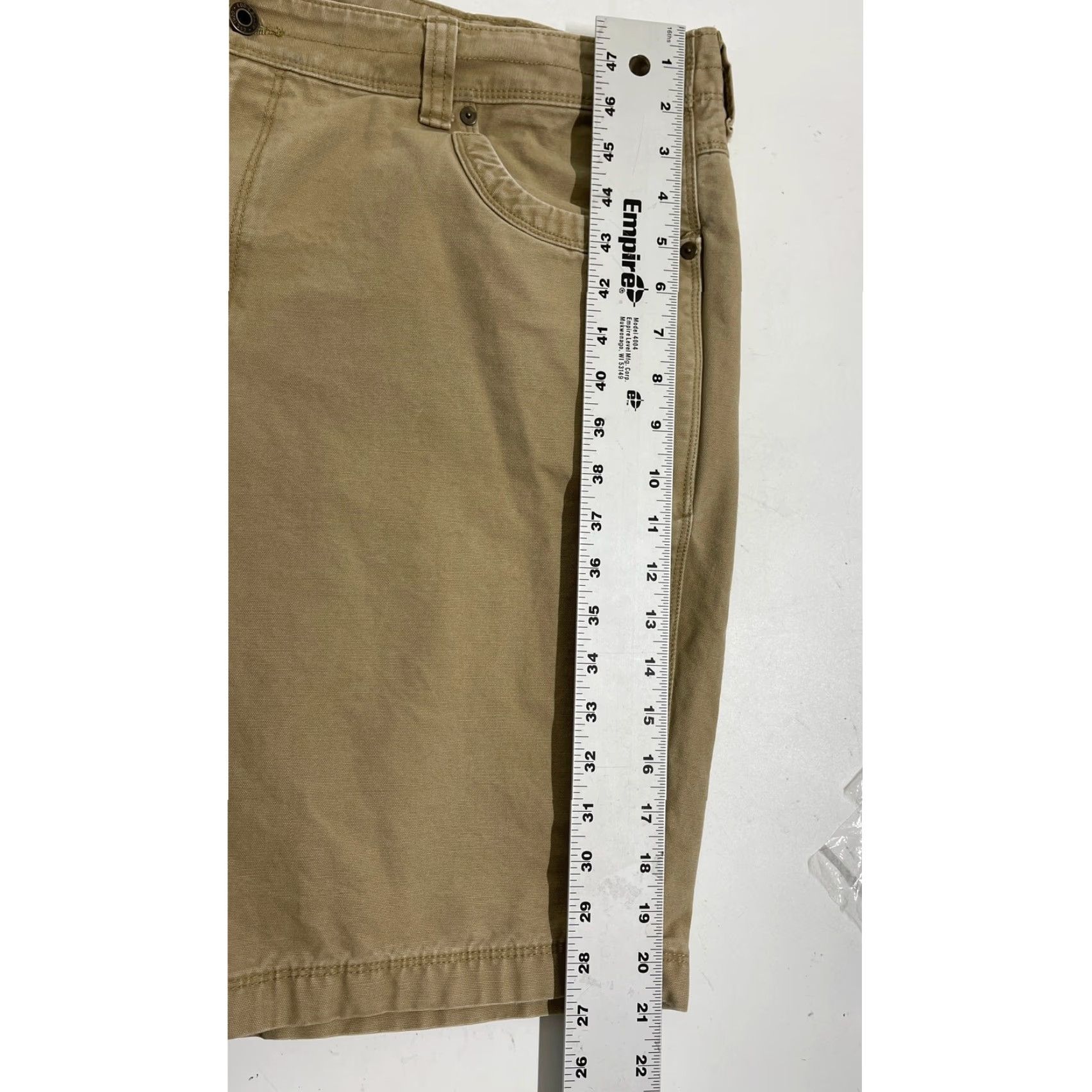 Eddie Bauer VINTAGE Eddie Bauer Cargo Shorts Mens 42 Tan Heavyweight 100% Cotton Utility Y2K Cargo Mens 42 Tan Cotton Shorts Size US 41 - 7 Thumbnail