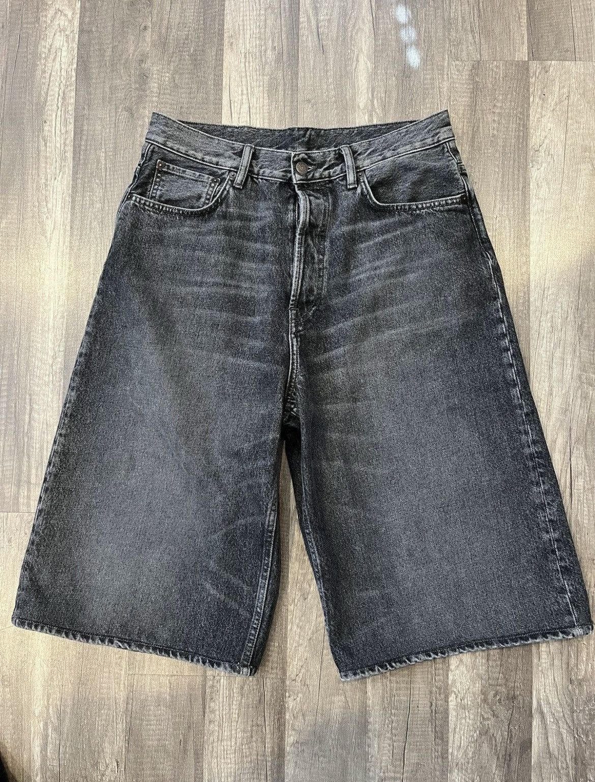 Acne Studios Acne Studios Loose fit denim shorts Size US 30 / EU 46 - 8 Thumbnail