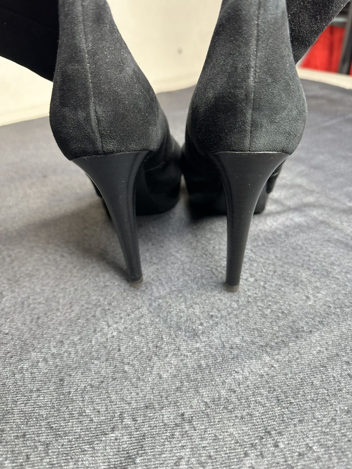 Sergio Rossi Sergio Rossi Suede Ankle Boots High Heel Platform Size 39.5 Size US 8.5 / IT 38.5 - 7 Thumbnail