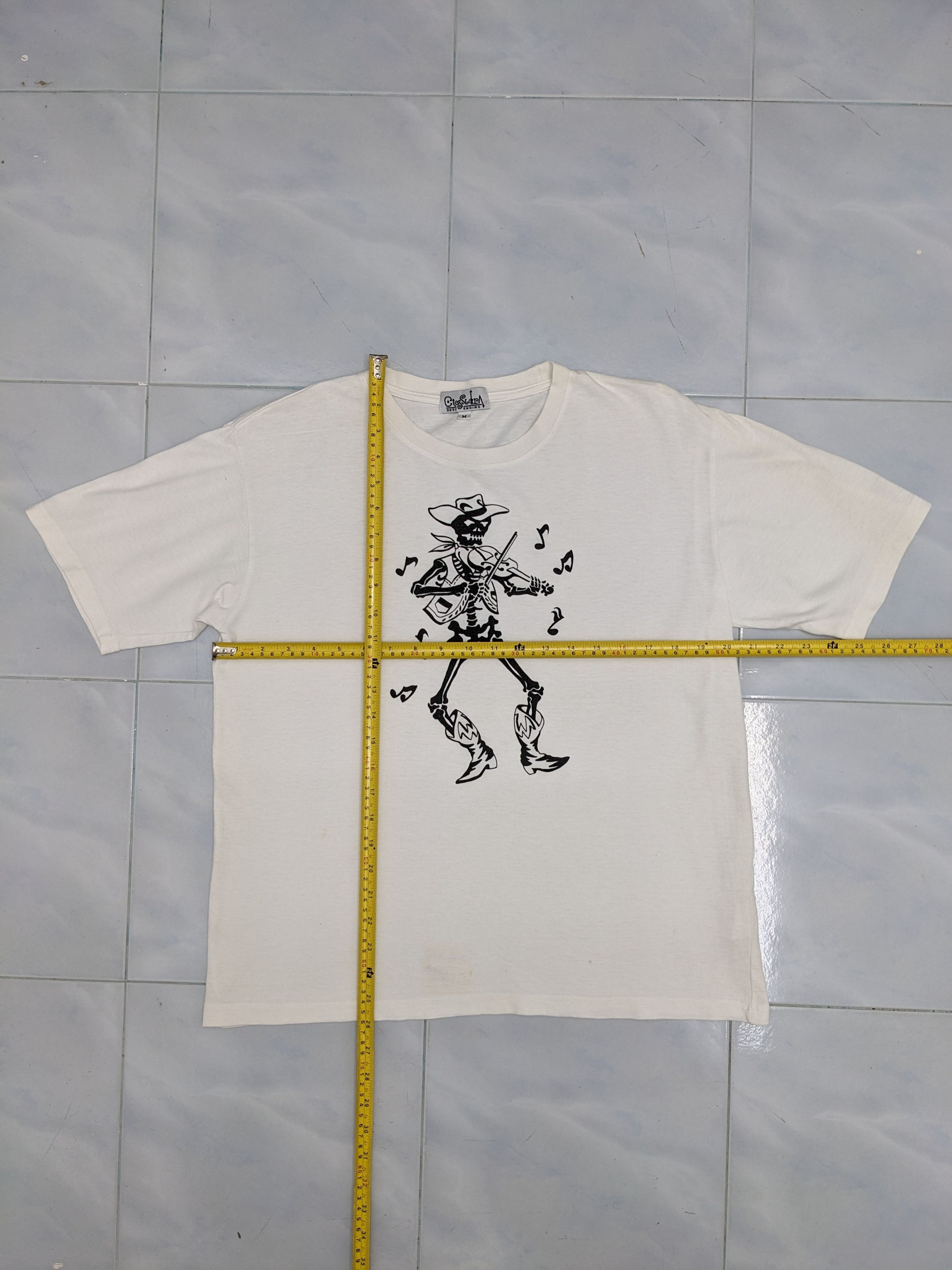 Vintage Vintage Cowboy Rock Tshirt Streetwear Size US M / EU 48-50 / 2 - 5 Thumbnail