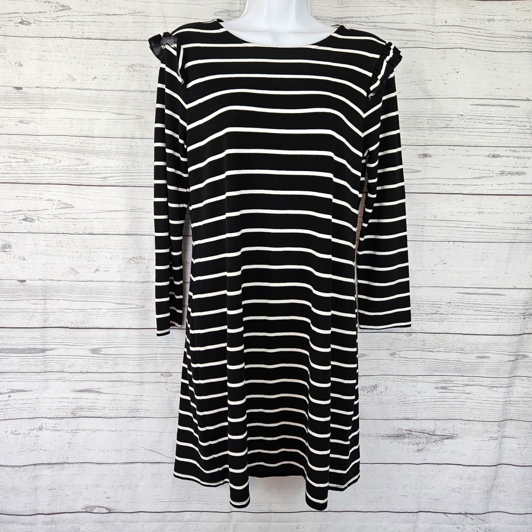 Old Navy Old Navy Dress Sz Medium Black White Stripe Rayon Blend Womens Size M / US 6-8 / IT 42-44 - 2 Thumbnail