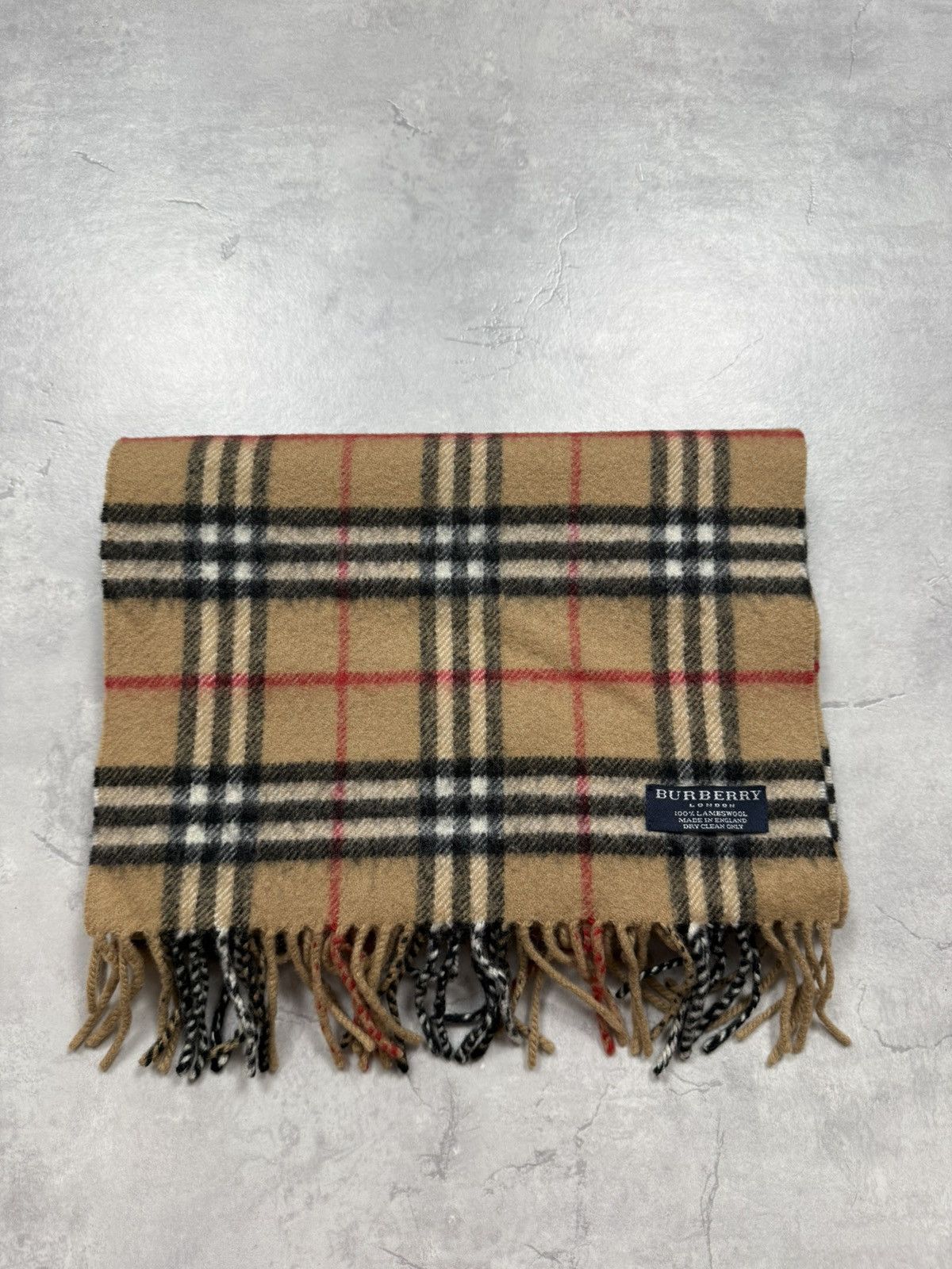 Burberry Burberry Vintage Wool Scarf Size ONE SIZE - 1 Thumbnail