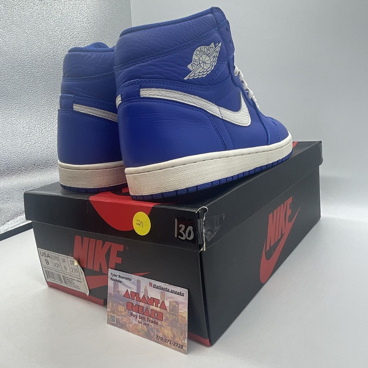 Jordan Brand Air Jordan 1 high hyper royal Size US 9 / EU 42 - 5 Thumbnail