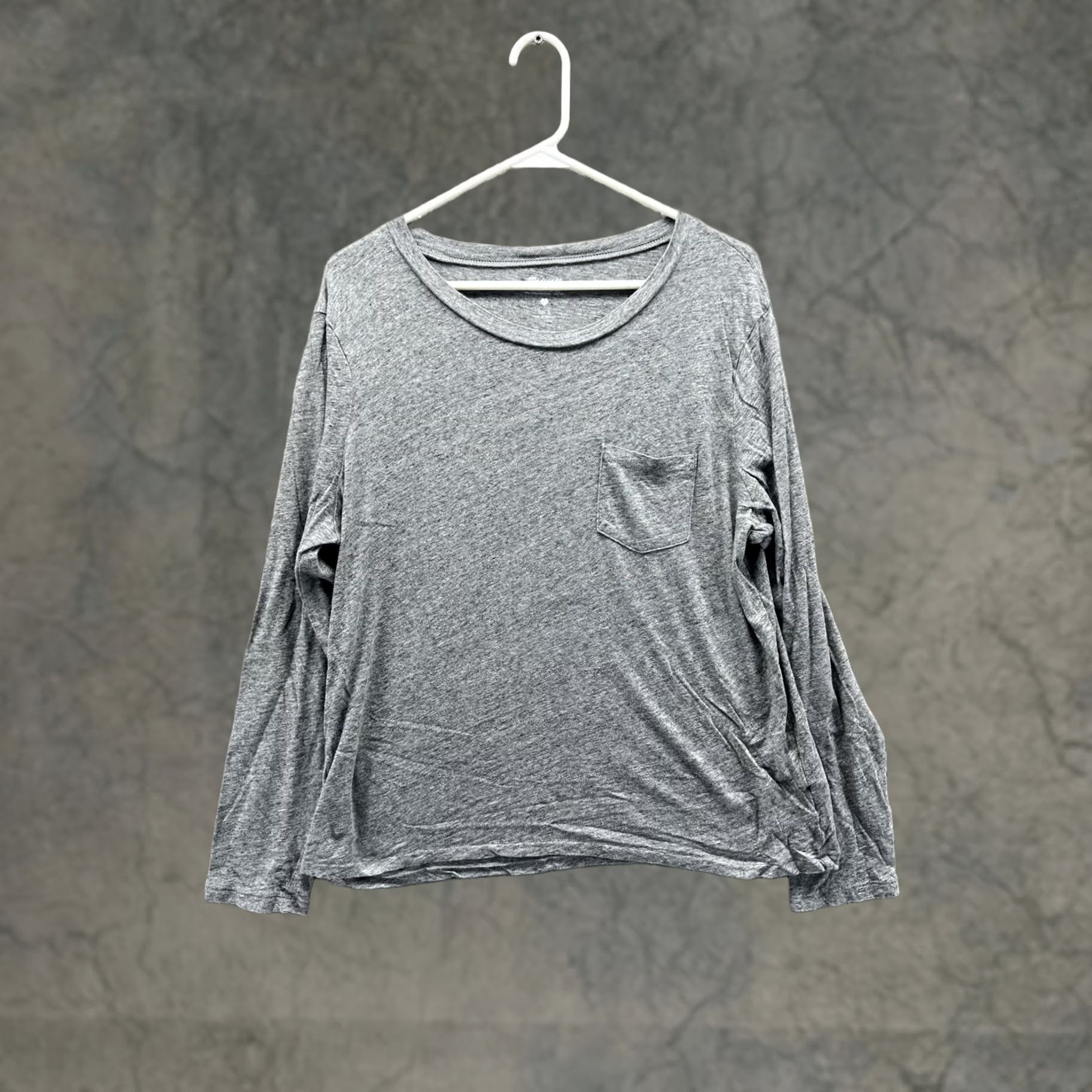 Madewell Madewell Shirt Womens L Gray Scoop Neck Long Sleeve Pocket Jersey Tee Top Size L / US 10 / IT 46 - 1 Thumbnail