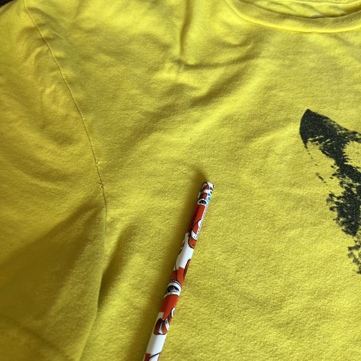 Vintage Vintage 2000s Fakemink Style Wolf Bow Tie Logo Xochi T Shirt Size US L / EU 52-54 / 3 - 5 Thumbnail