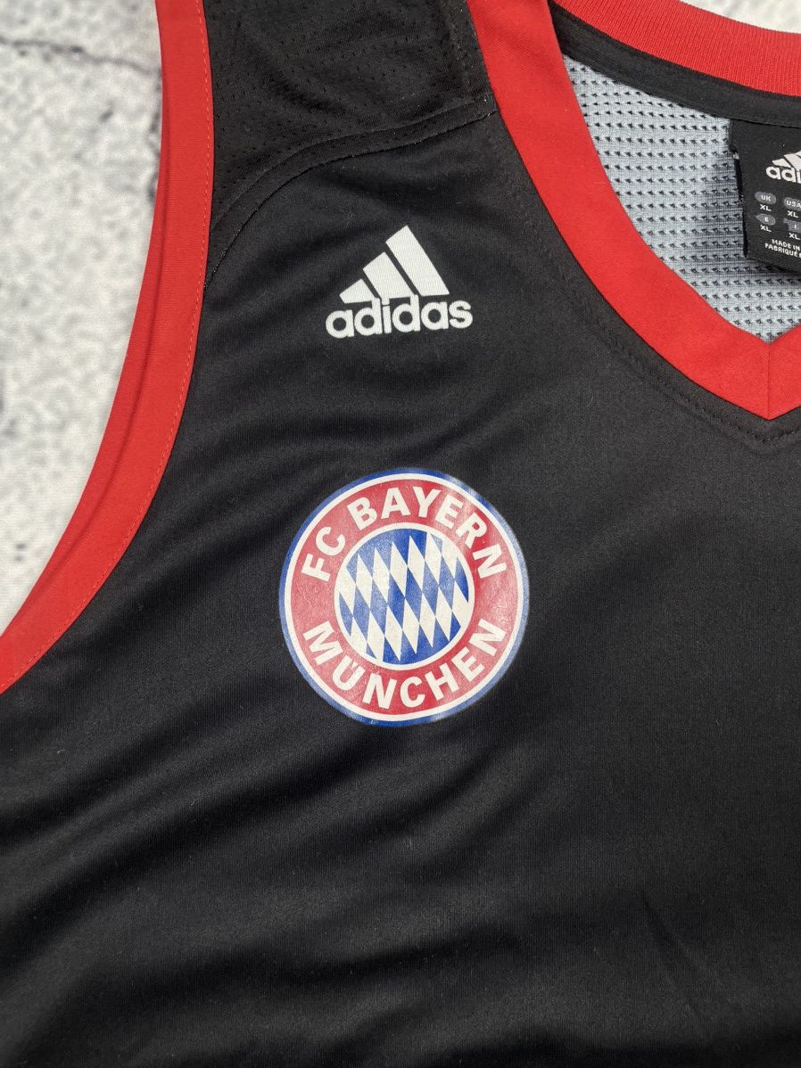 Adidas Adidas XL – Bayern Munich #11 Roberts NBA Jersey Size US XL / EU 56 / 4 - 7 Thumbnail