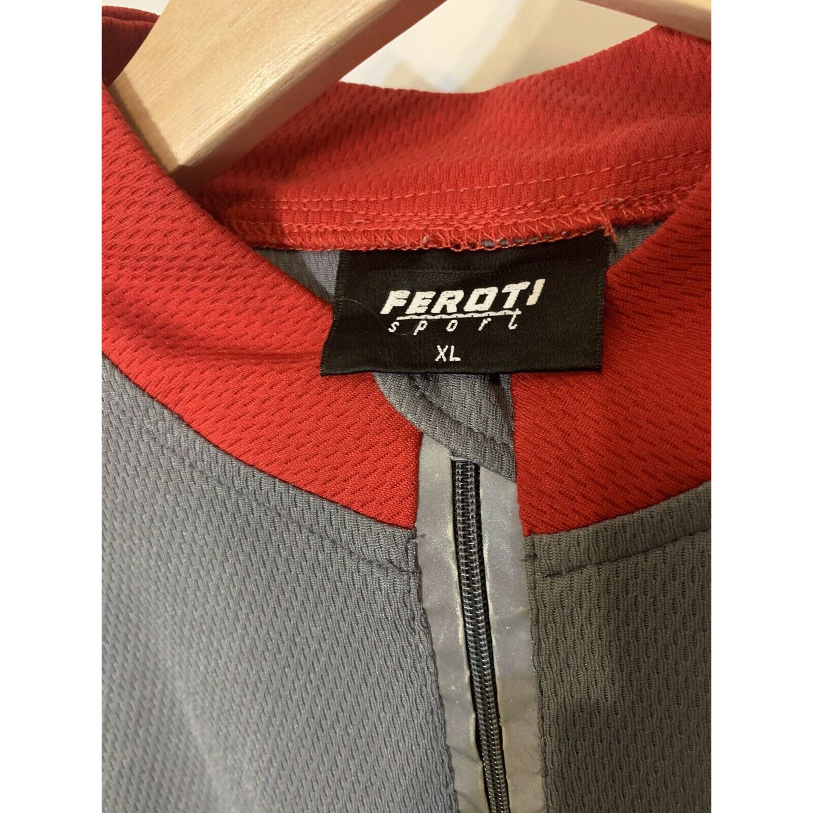 Other Feroti Sport Mens Size XL Running Shirt Jersey Red Gray 1/4 Size US XL / EU 56 / 4 - 2 Thumbnail