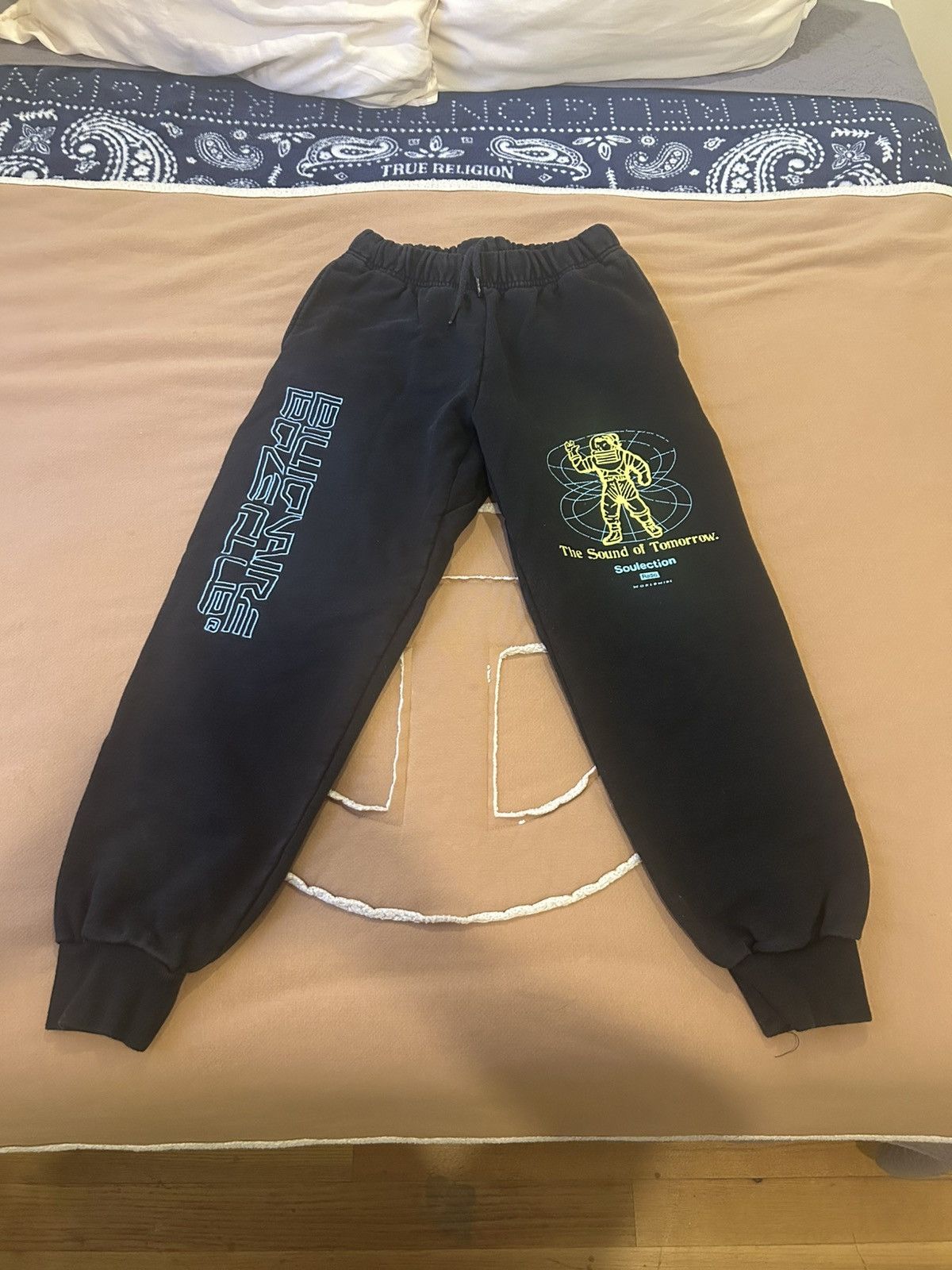 Billionaire Boys Club Billionaire Boys Club x Soulection Joggers/Sweatpants Size US 28 / EU 44 - 1 Thumbnail