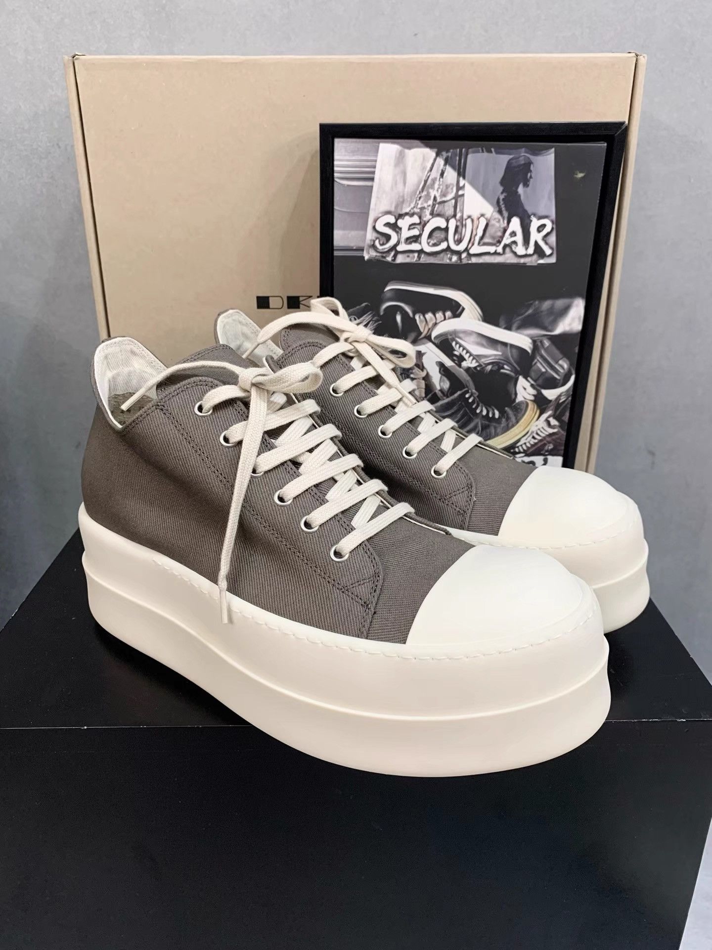 Rick Owens Rick Owens 24FW Thick Sole Low Top Sneakers K34 Size US 11 / EU 44 - 1 Thumbnail