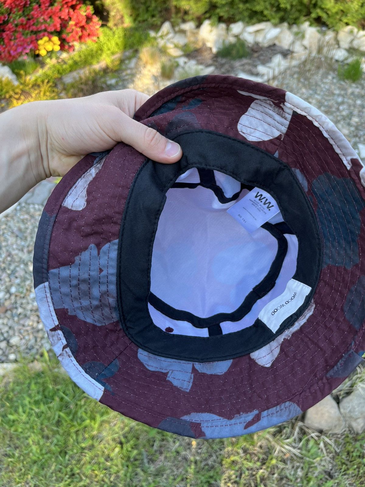 Designer × Wood Wood Wood Wood patterned bucket hat camo burgundy grey black Size ONE SIZE - 15 Thumbnail