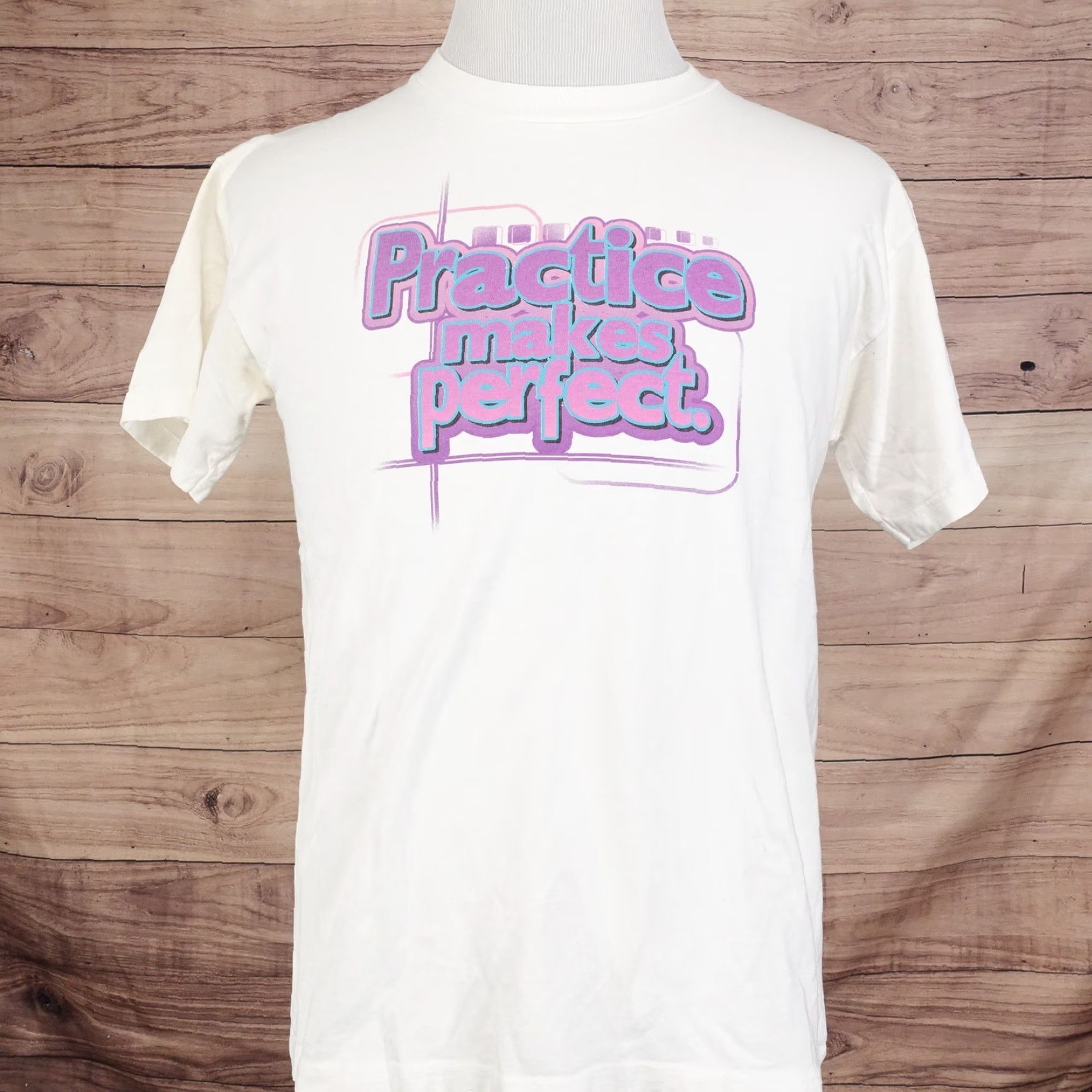 Jerzees VINTAGE Jerzees Practice Makes Perfect Guess You Forgot 2001 Volleyball T-Shirt M White Unisex Mens Size US M / EU 48-50 / 2 - 2 Thumbnail