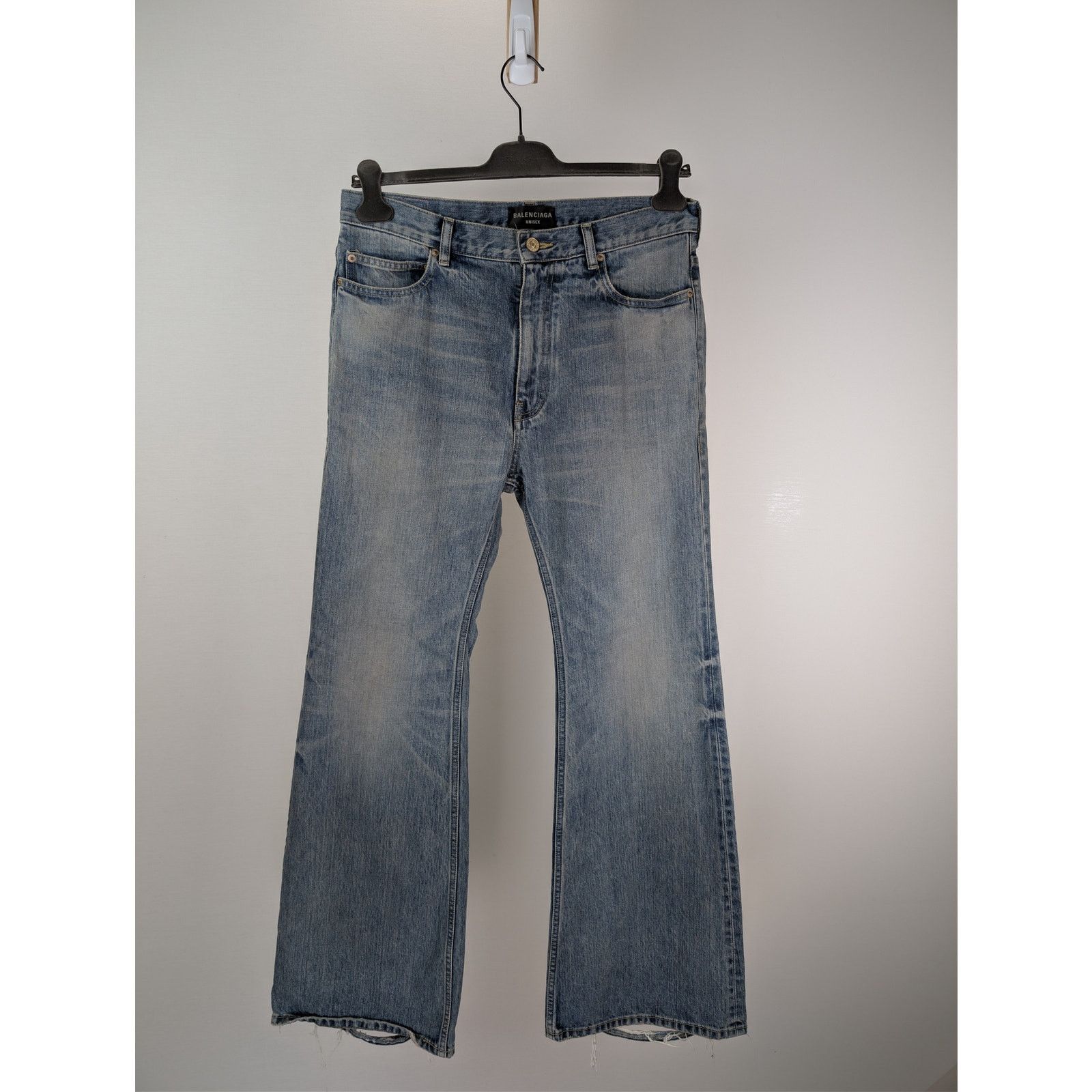 Balenciaga o1rshd1 Unisex Organic Selvedge Denim Flared Pants in Blue Size US 30 / EU 46 - 1 Thumbnail