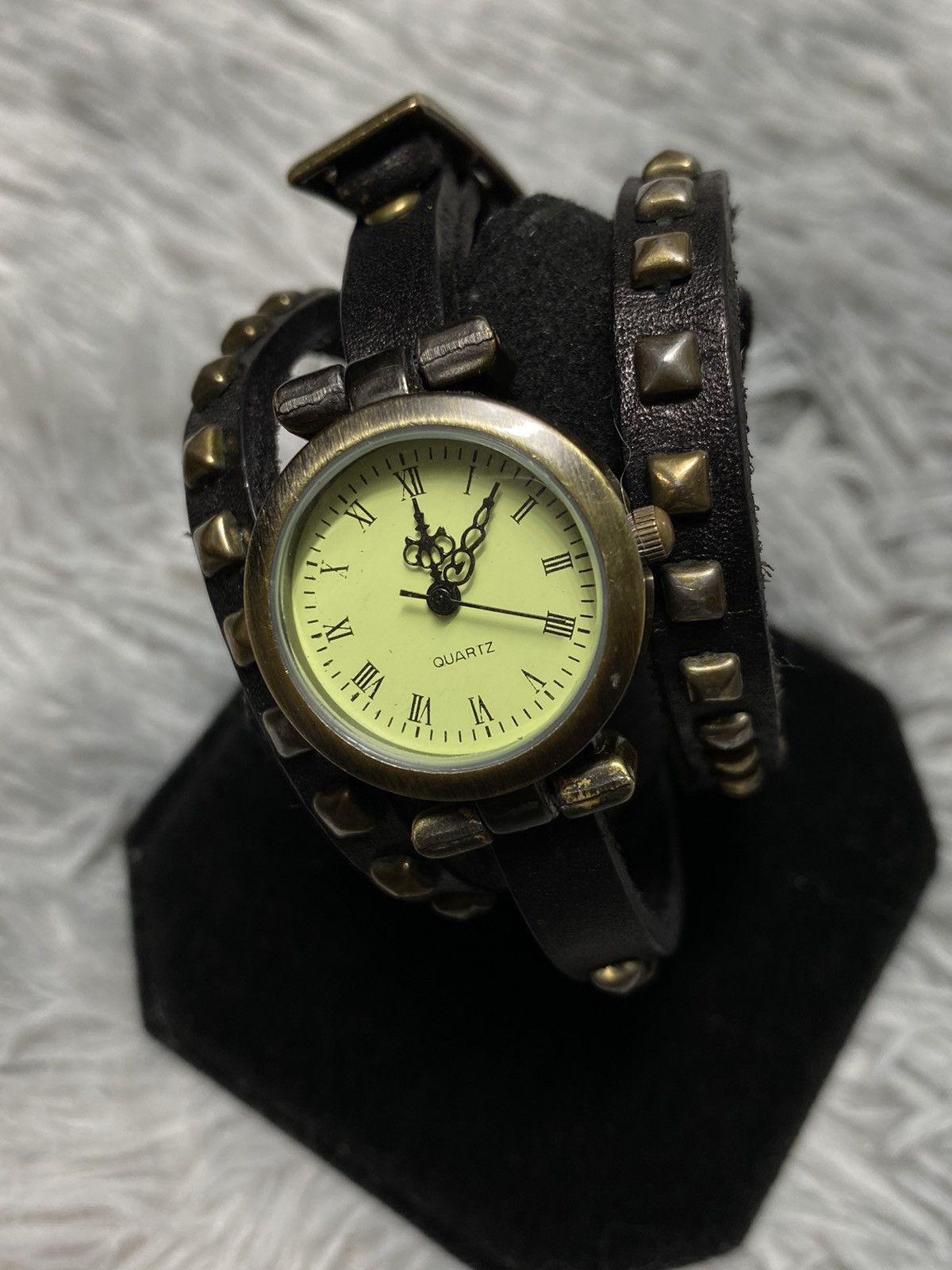 Japanese Brand × Vintage Vintage Studded Leather Strap Watch - Japanese Brand Size ONE SIZE - 2 Thumbnail