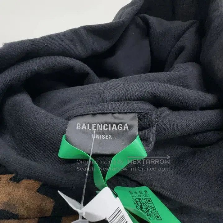 Balenciaga Balenciaga FW23 Vintage Graphic Hoodie. Size US L / EU 52-54 / 3 - 6 Thumbnail