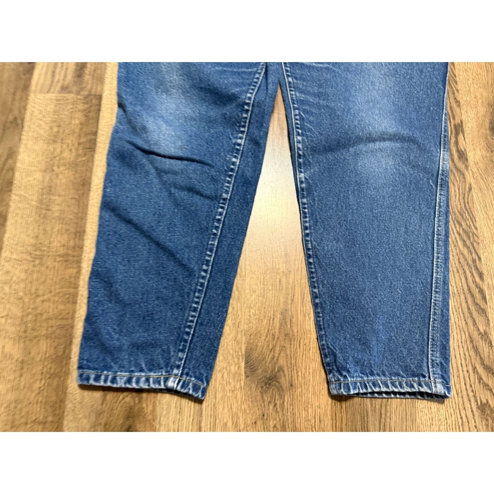 Lee Lee Jeans Women's Regular Fit Jeans 5-Pocket Denim High Rise Medium Wash Blue 24x26? Pockets Size 42" / US 20 - 3 Thumbnail