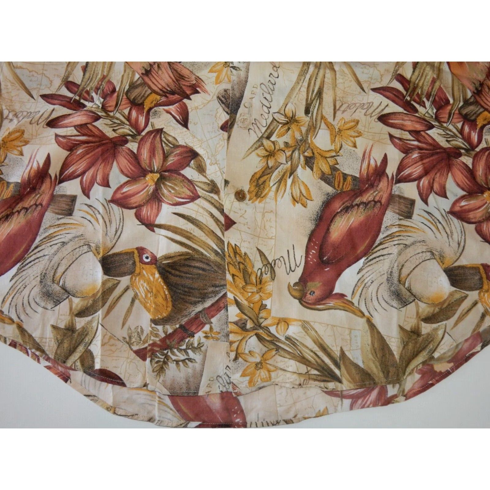 Chaps VINTAGE Ralph Lauren Chaps Men's Short Sleeve Button-Up Shirt Size M Floral Parrots Beige Size US M / EU 48-50 / 2 - 2 Thumbnail