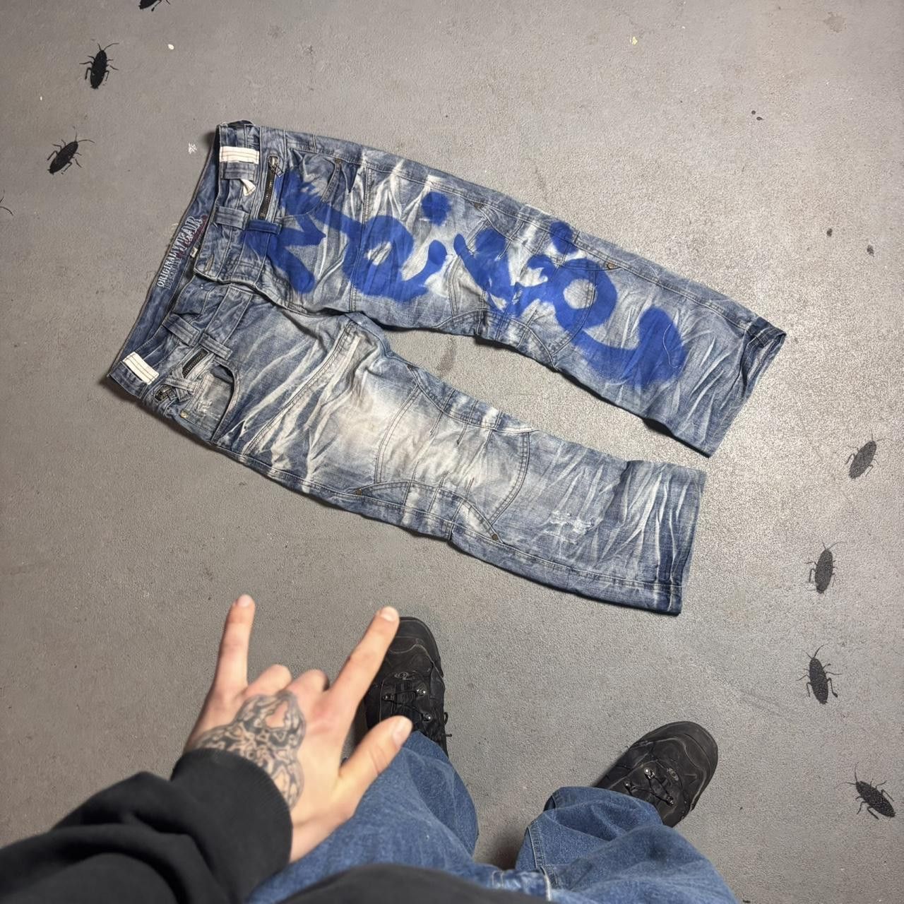 Japanese Brand × Vintage Japanese blue and navy graffiti denim jeans Size US 36 / EU 52 - 2 Thumbnail